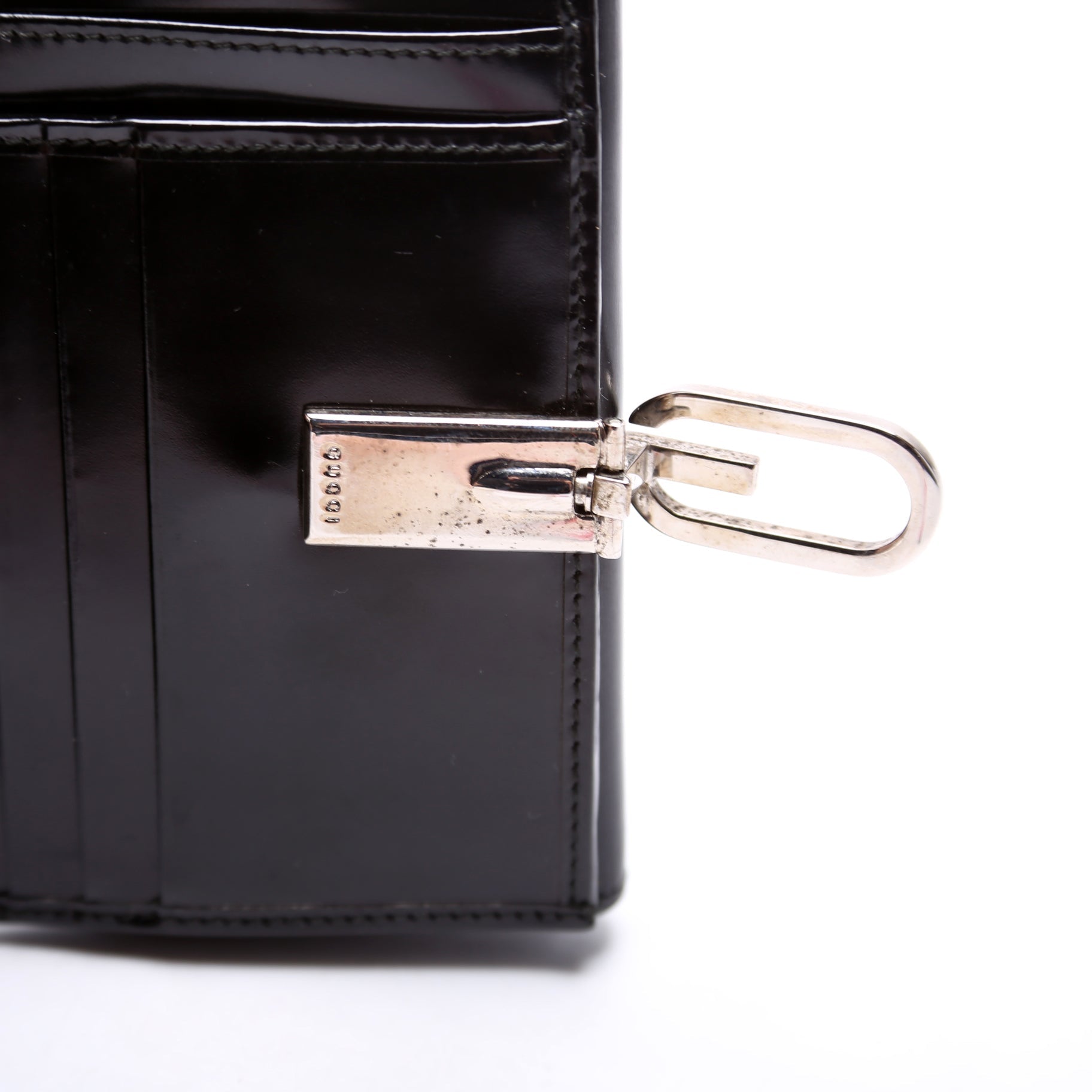 Gucci DRAFT 035-1147 Brushed Leather Compact Wallet Black