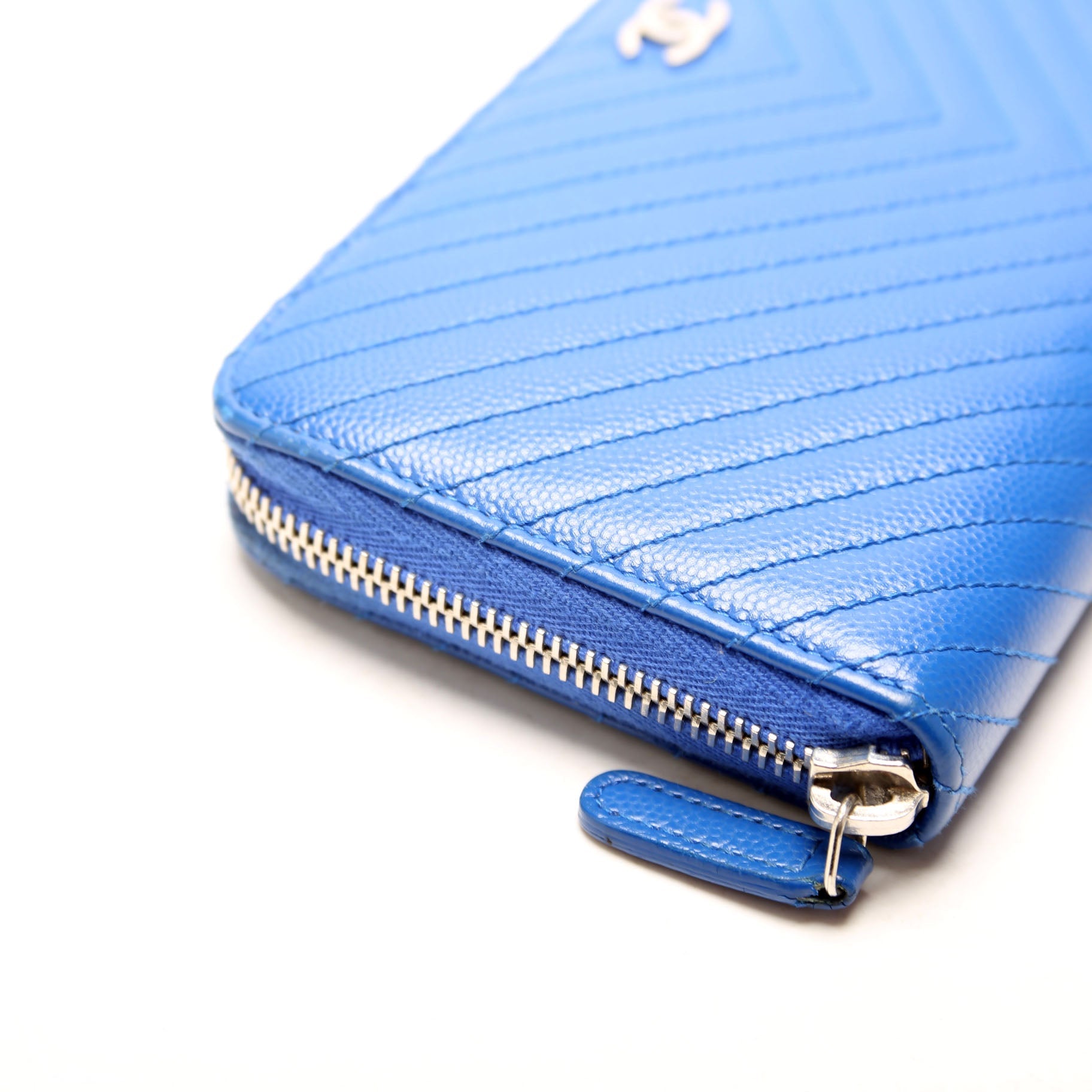 Chanel Chevron Zip Around Wallet Blue