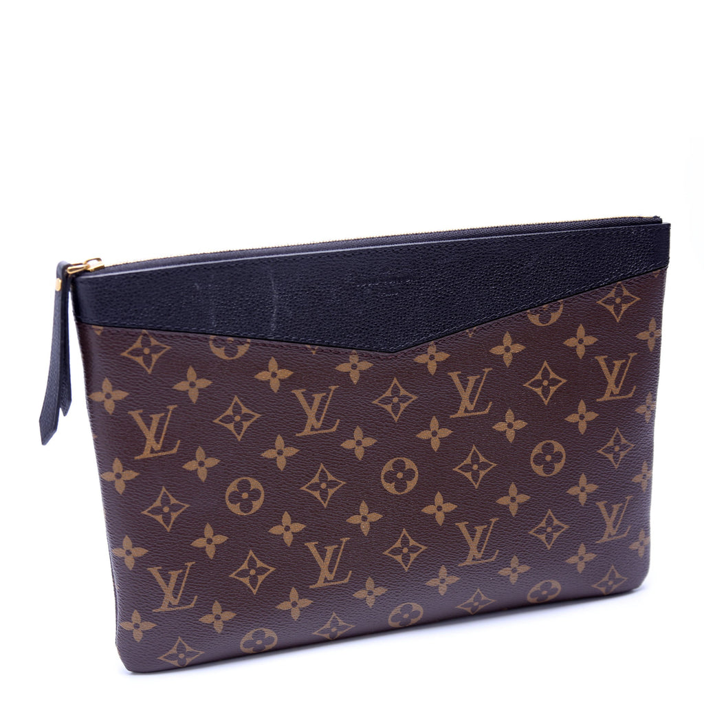 Louis Vuitton Daily Pouch Monogram Black