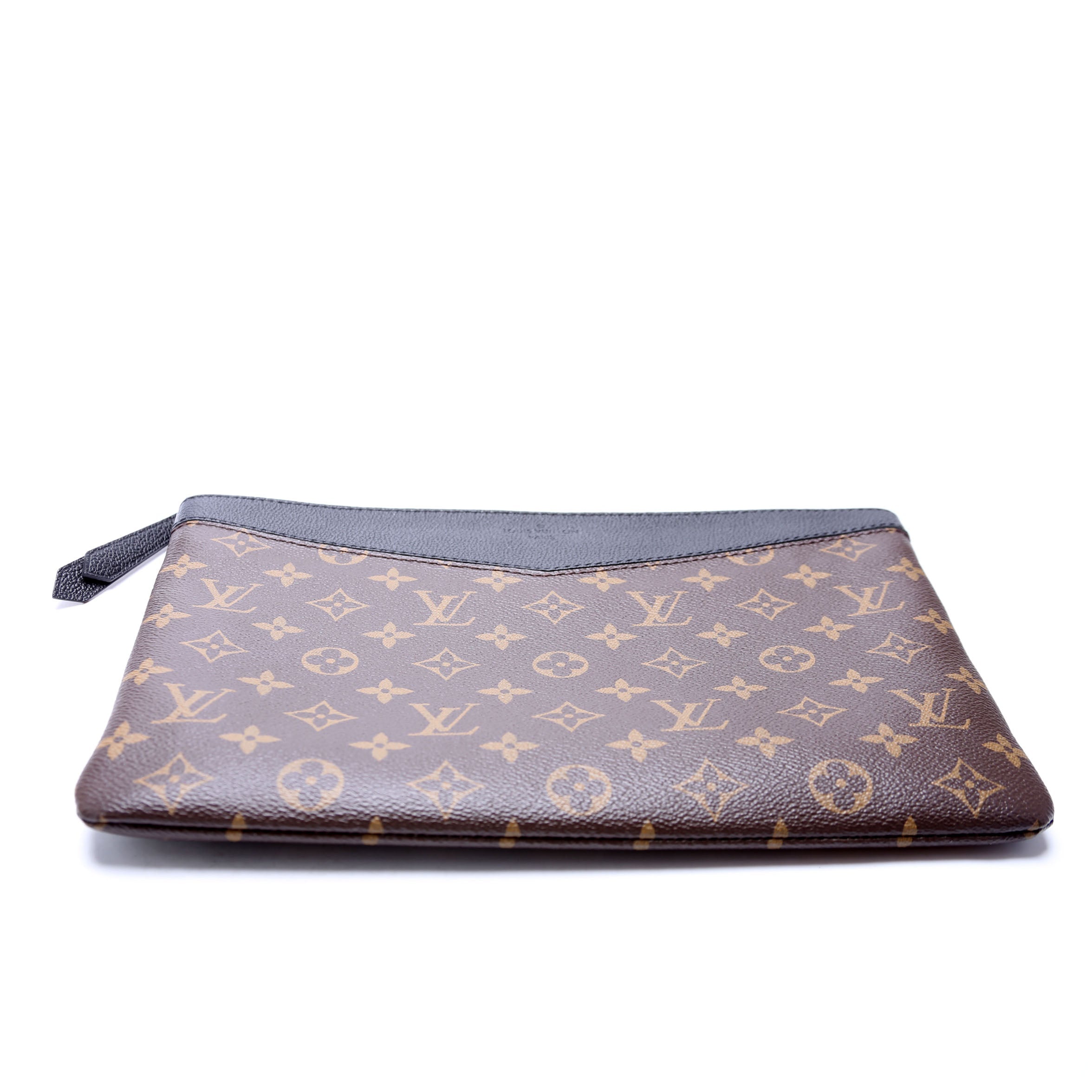 Louis Vuitton Daily Pouch Monogram Black