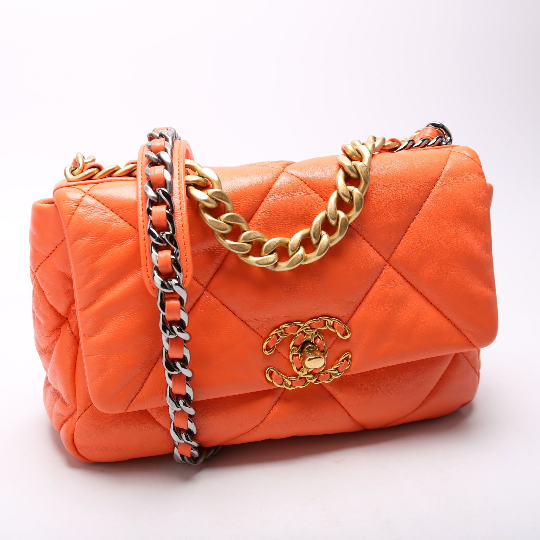 Chanel Quilted Goatskin 19 Medium Flap 29M Orange