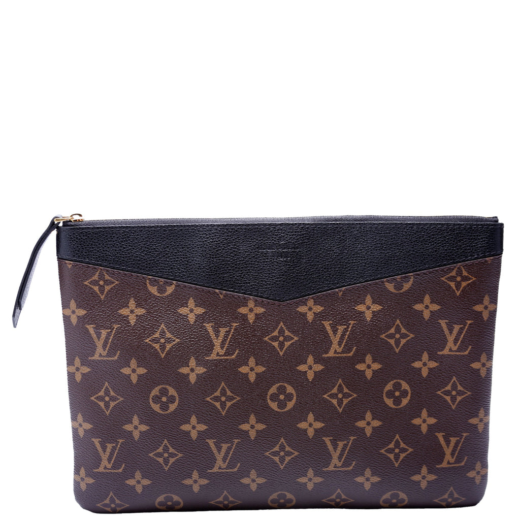 Louis Vuitton Daily Pouch Monogram Black