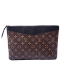 Louis Vuitton Daily Pouch Monogram Black