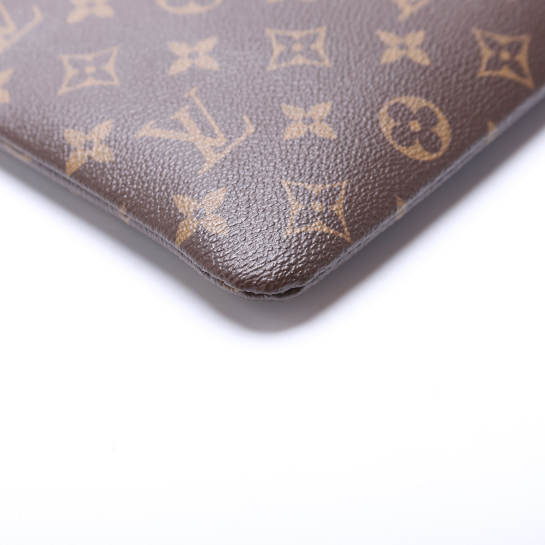 Louis Vuitton Daily Pouch Monogram Black