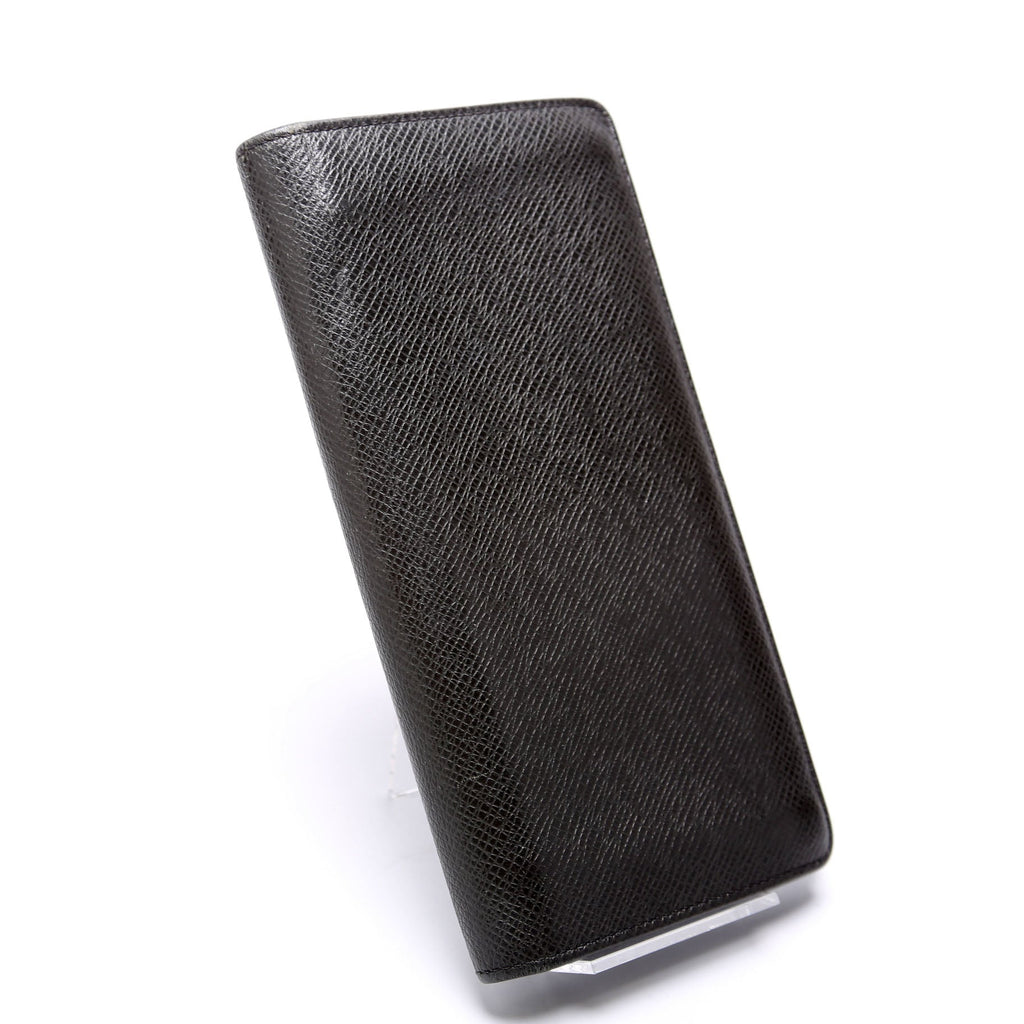 Louis Vuitton Brazza Wallet Taiga Black