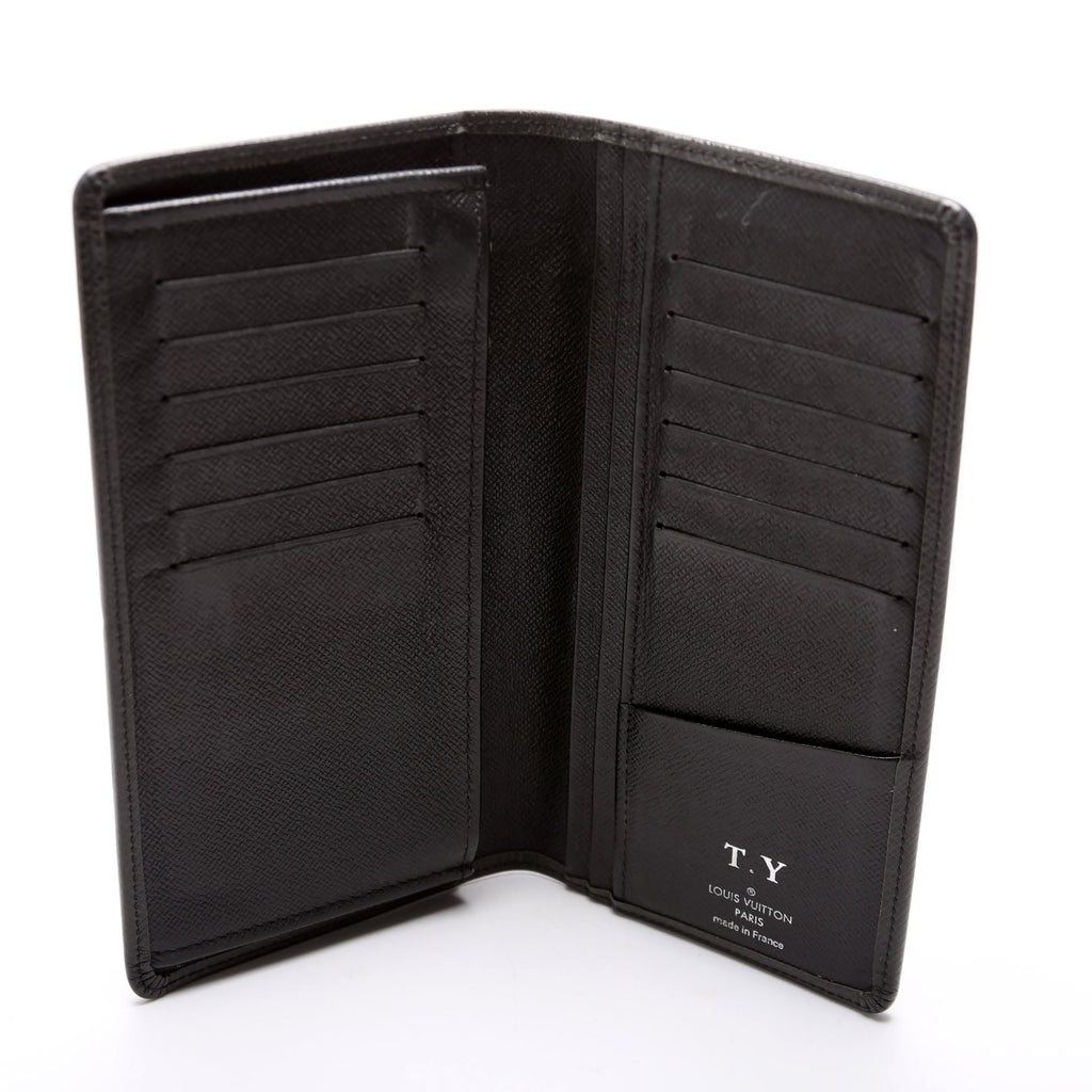 Louis Vuitton Brazza Wallet Taiga Black