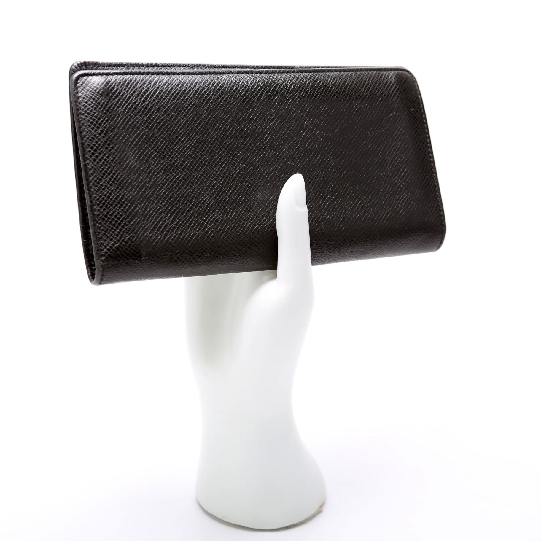 Louis Vuitton Brazza Wallet Taiga Black