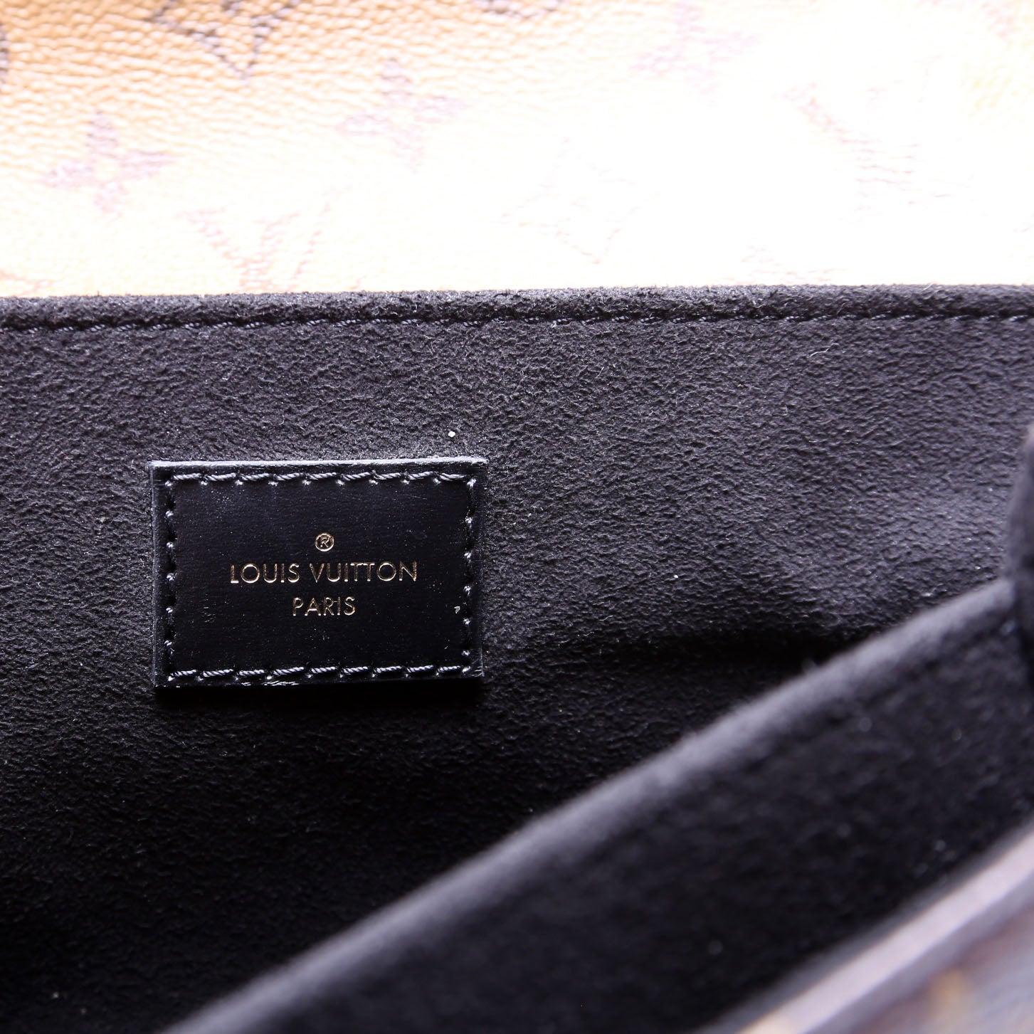 Louis Vuitton Pochette Metis Reverse Monogram