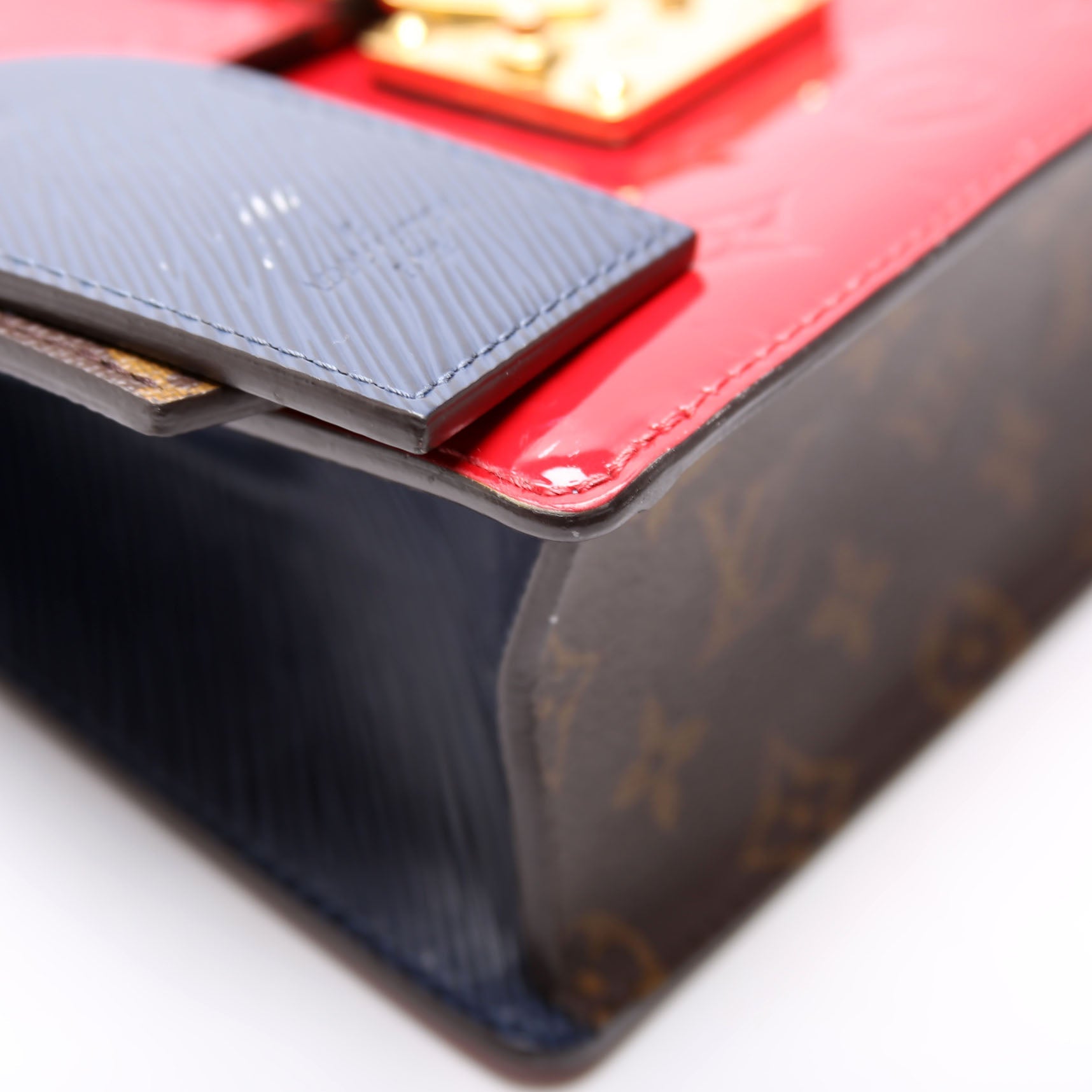 Louis Vuitton Spring Street Vernis Red