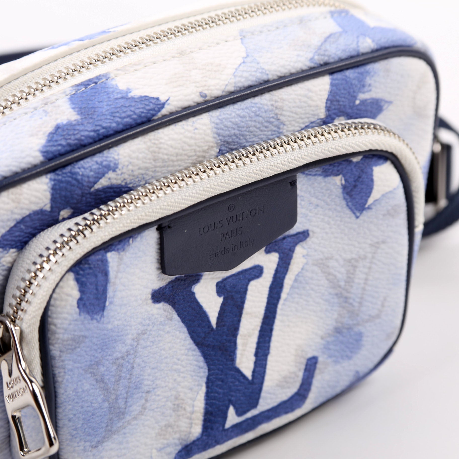 Louis Vuitton Outdoor Pouch Monogram Watercolor