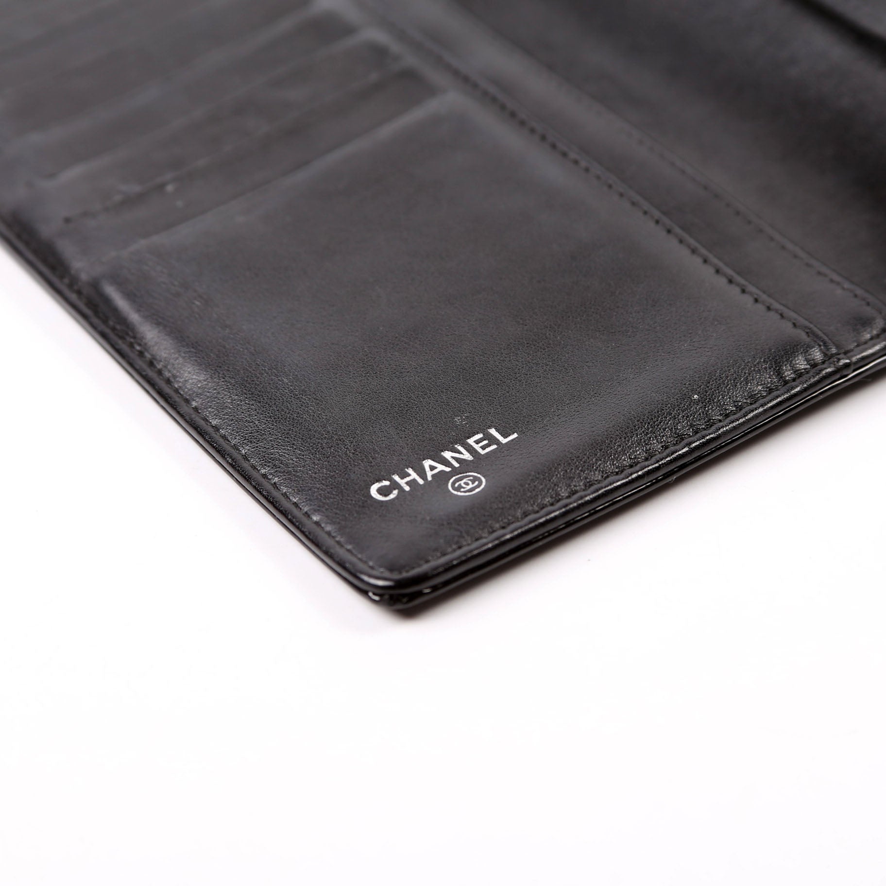 Chanel Timless CC Camellia Flower Pallet Patent Yen Wallet 12M Black/Multicolor