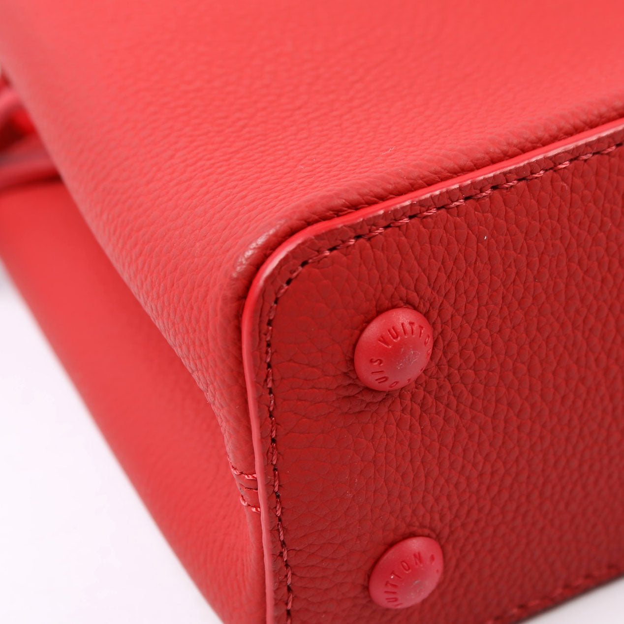 Louis Vuitton Capucines Mini Taurillon Monochrome Red