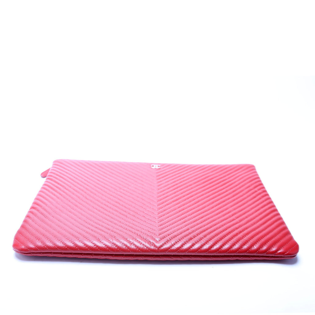 Chanel O Case Medium Caviar Chevron Red