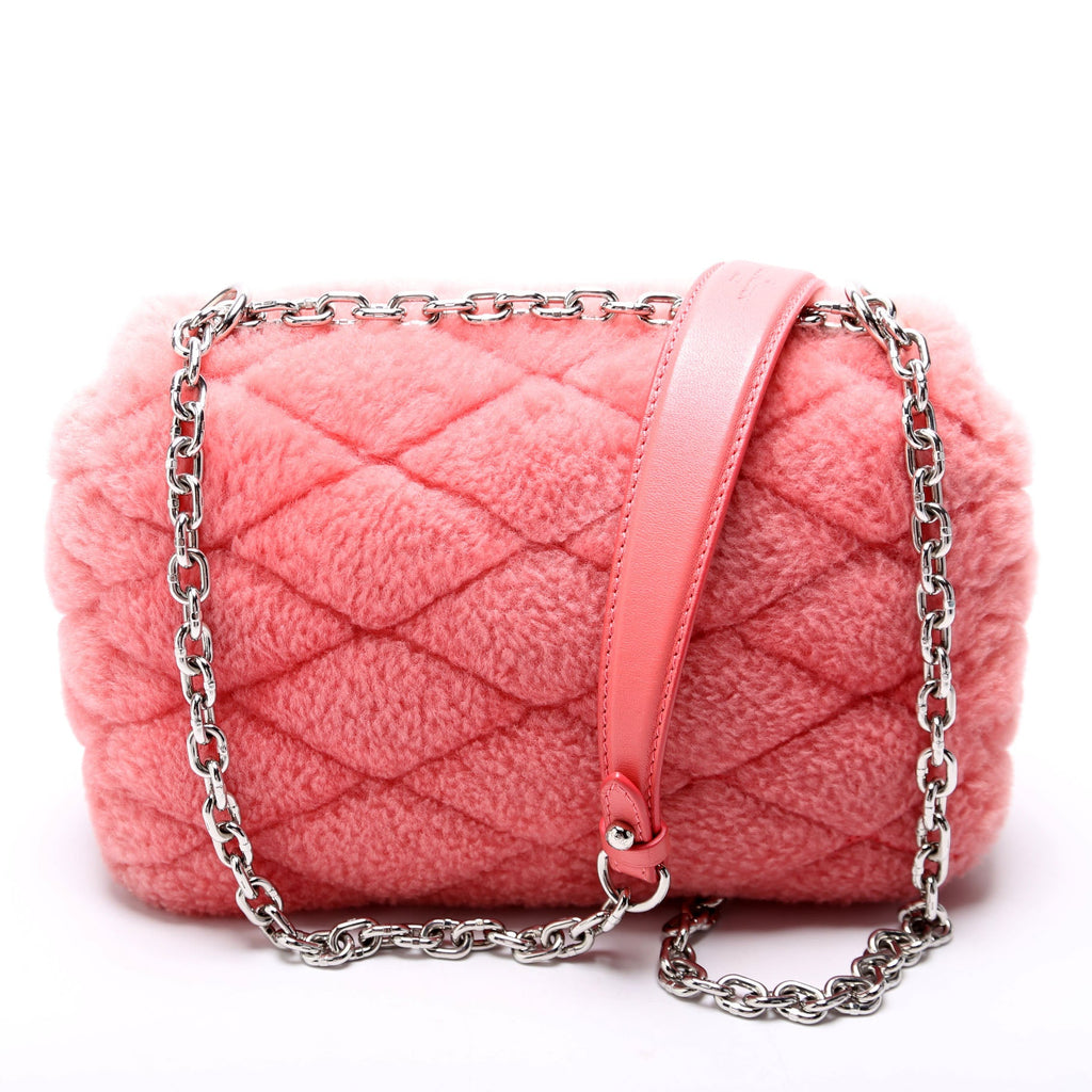 Louis Vuitton Malletage Twist Go-14 PM Fur Pink
