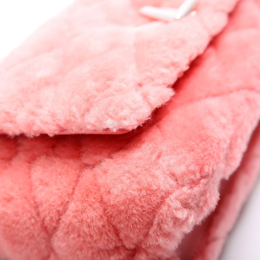 Louis Vuitton Malletage Twist Go-14 PM Fur Pink