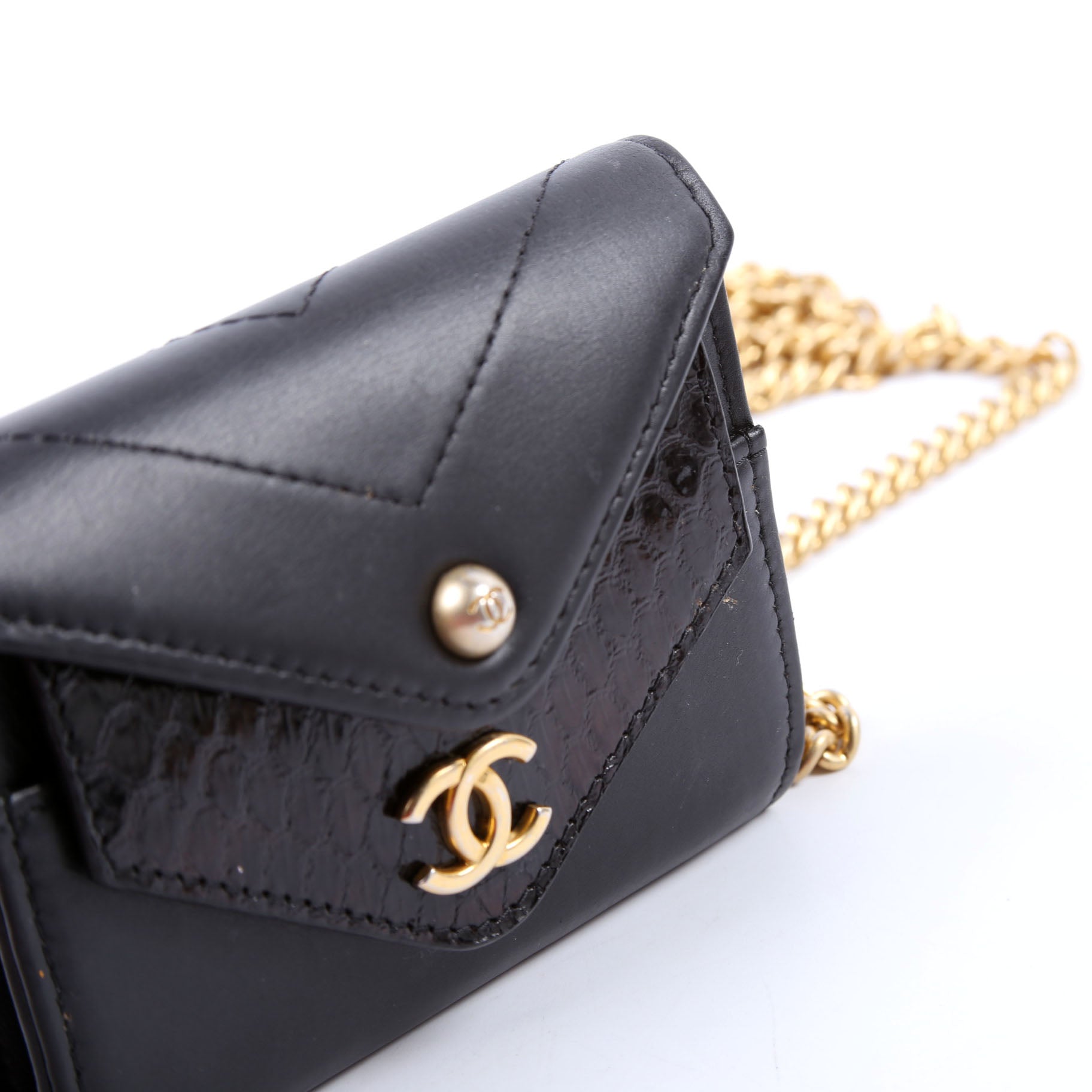 Chanel Envelope Flap Card Case On Chain 26M