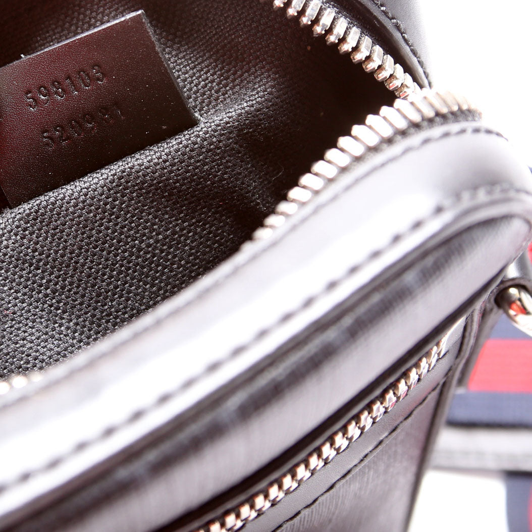 Gucci 598103 GG Supreme Messenger Black
