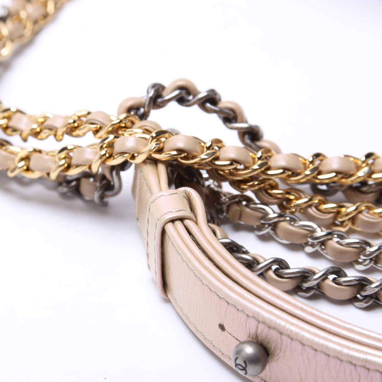 Chanel Gabrielle Hobo Small Calfskin Iridescent 25M Tan/Pink
