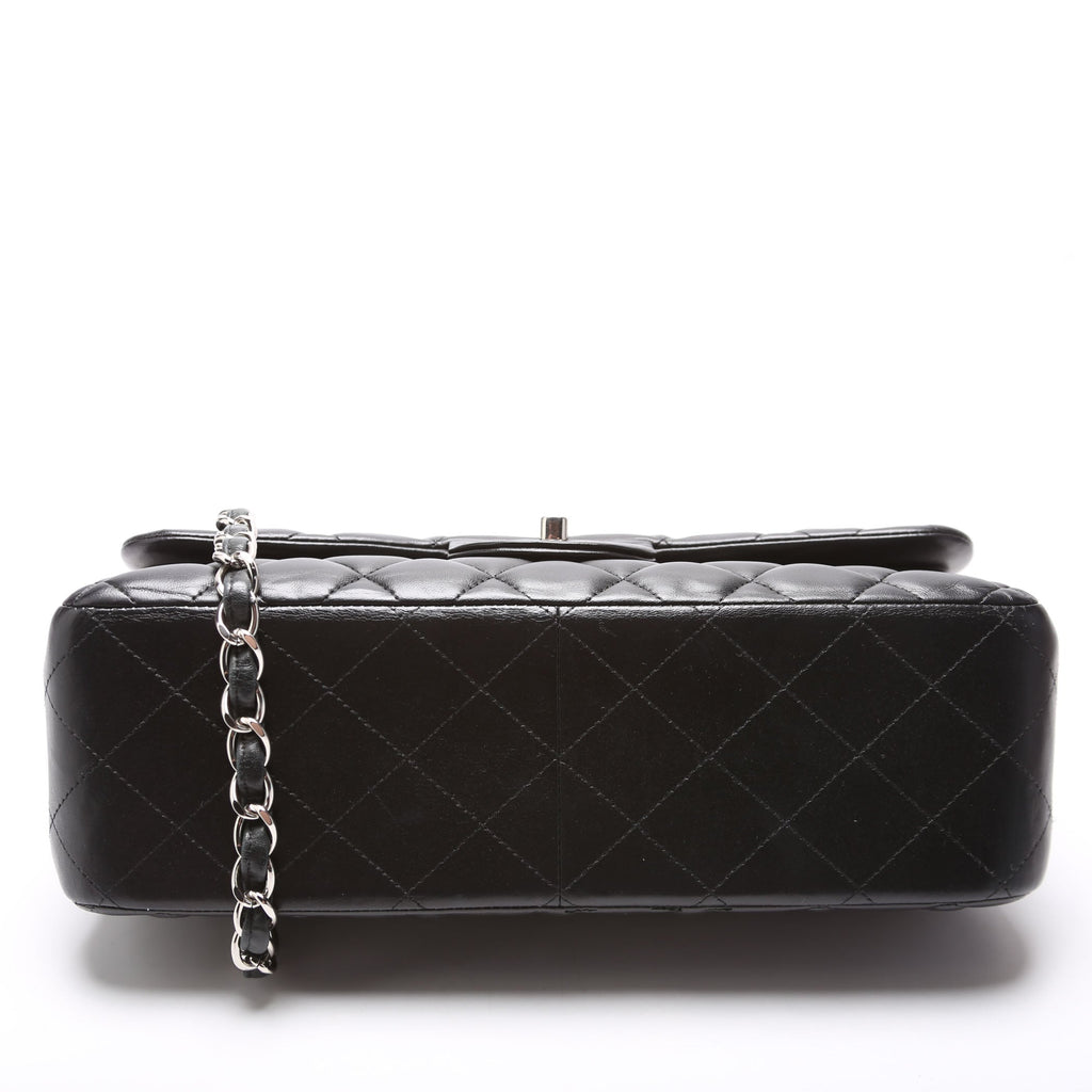 Chanel Classic Flap Jumbo Lambskin 14-16M