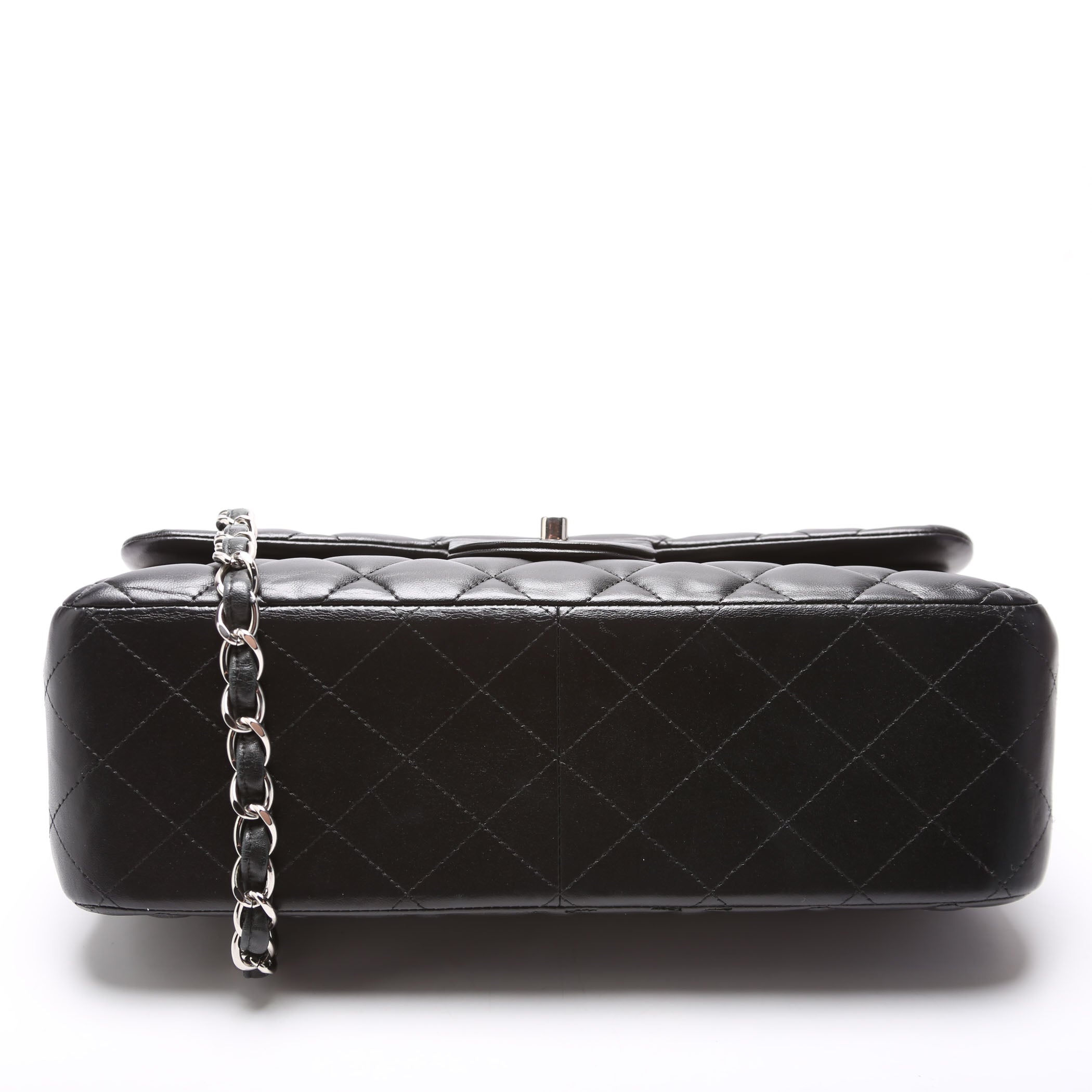 Chanel Classic Flap Jumbo Lambskin 14-16M