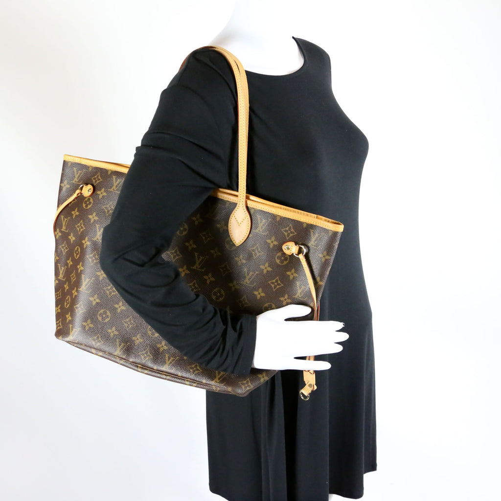 Louis Vuitton Neverfull MM Monogram Beige
