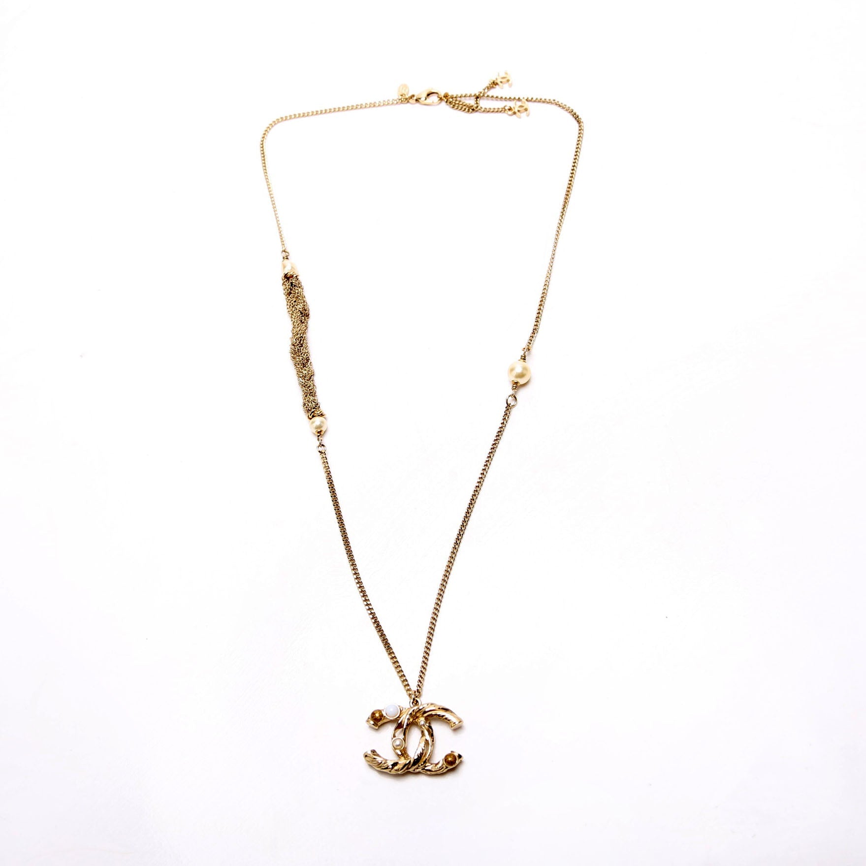 Chanel CC Pendant Pearl/Braided Chain Gold