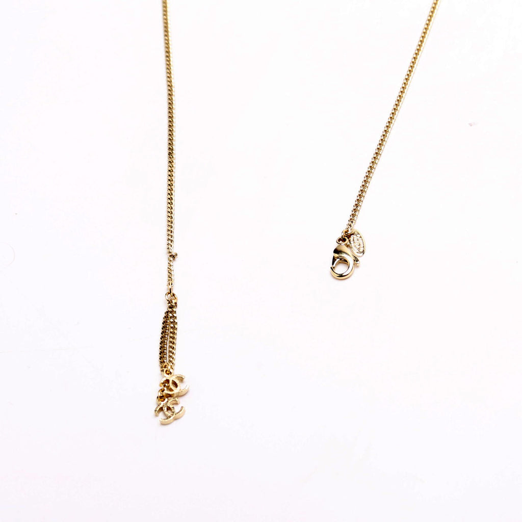 Chanel CC Pendant Pearl/Braided Chain Gold
