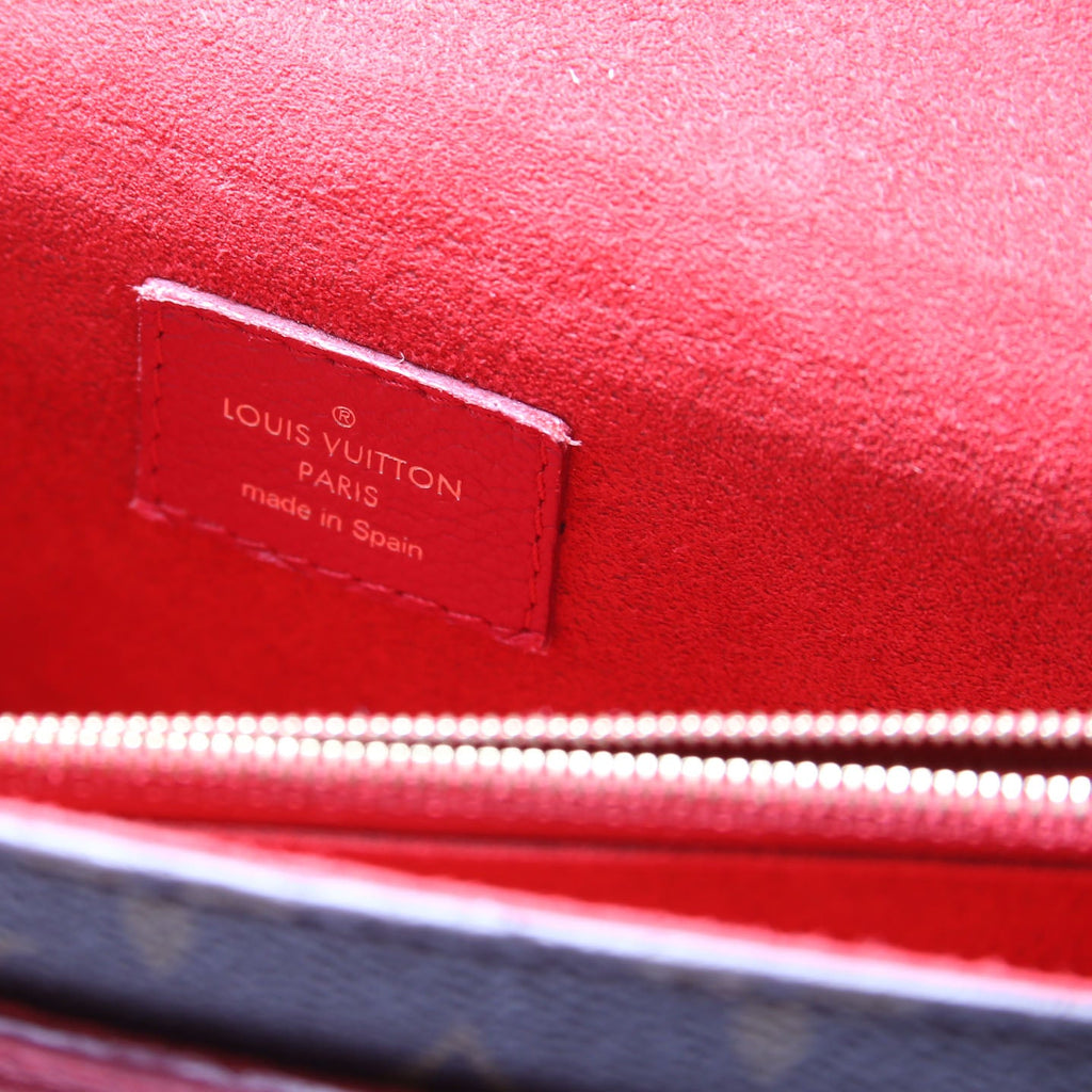 Louis Vuitton Victoire Monogram
