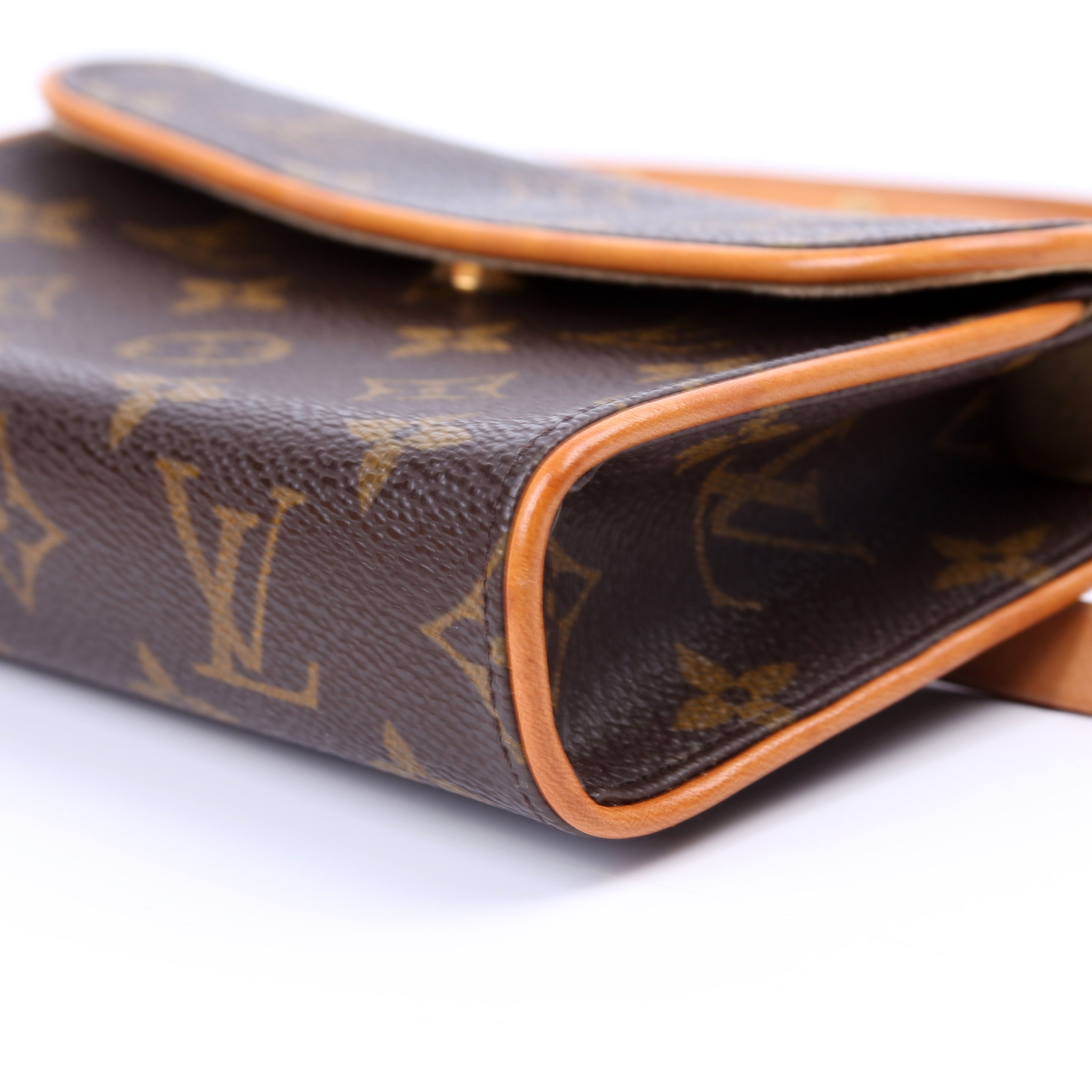 Louis Vuitton Pochette Florentine Monogram