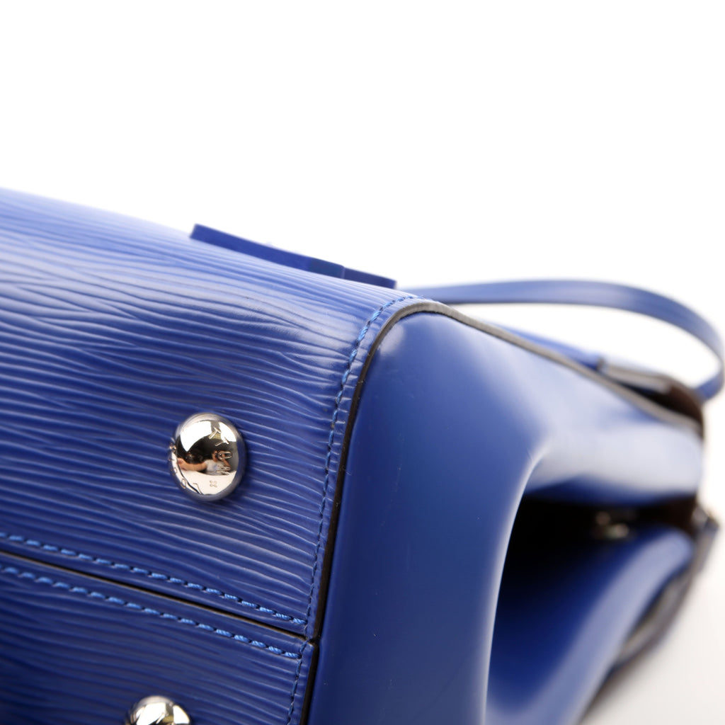 Louis Vuitton Cluny MM Epi Blue