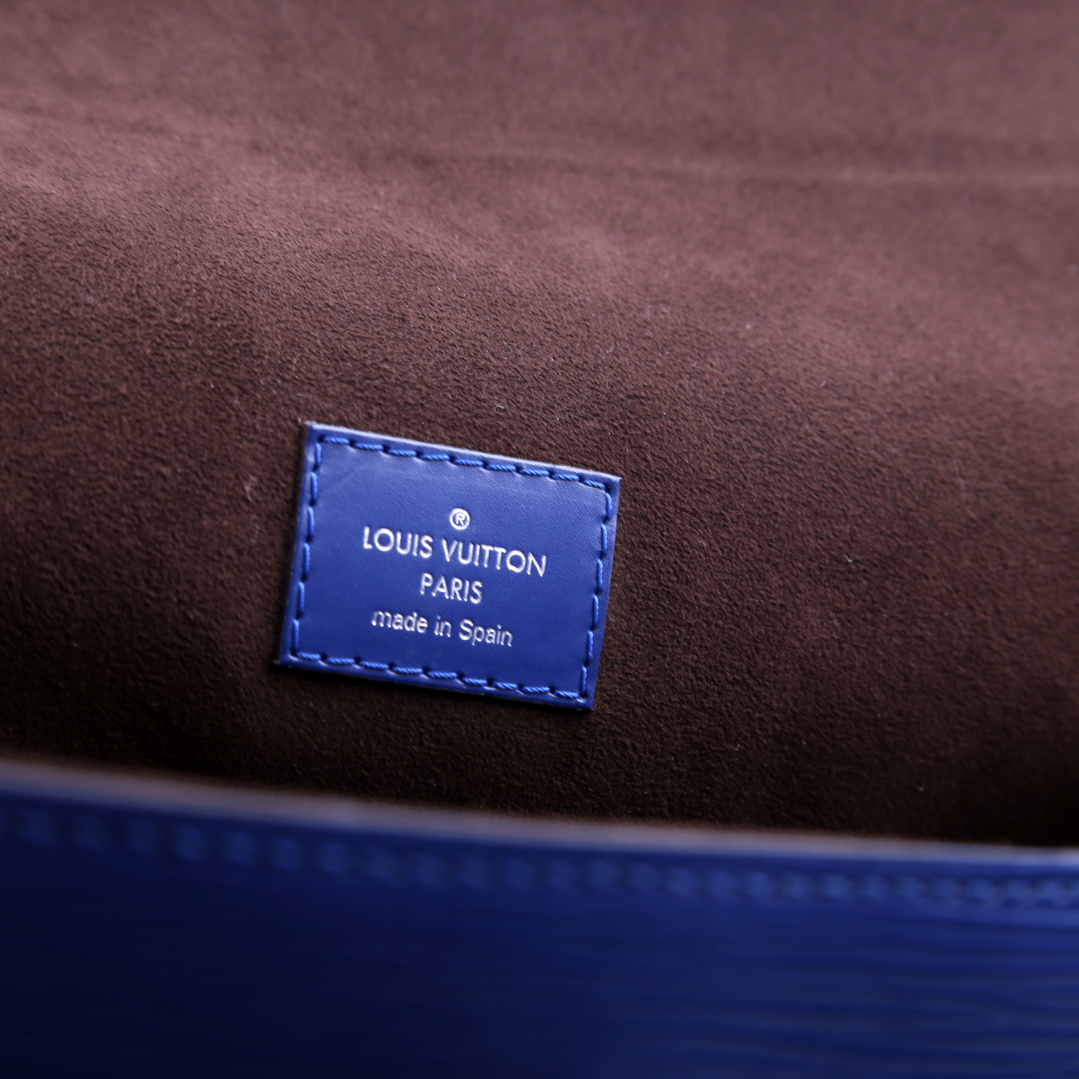 Louis Vuitton Cluny MM Epi Blue