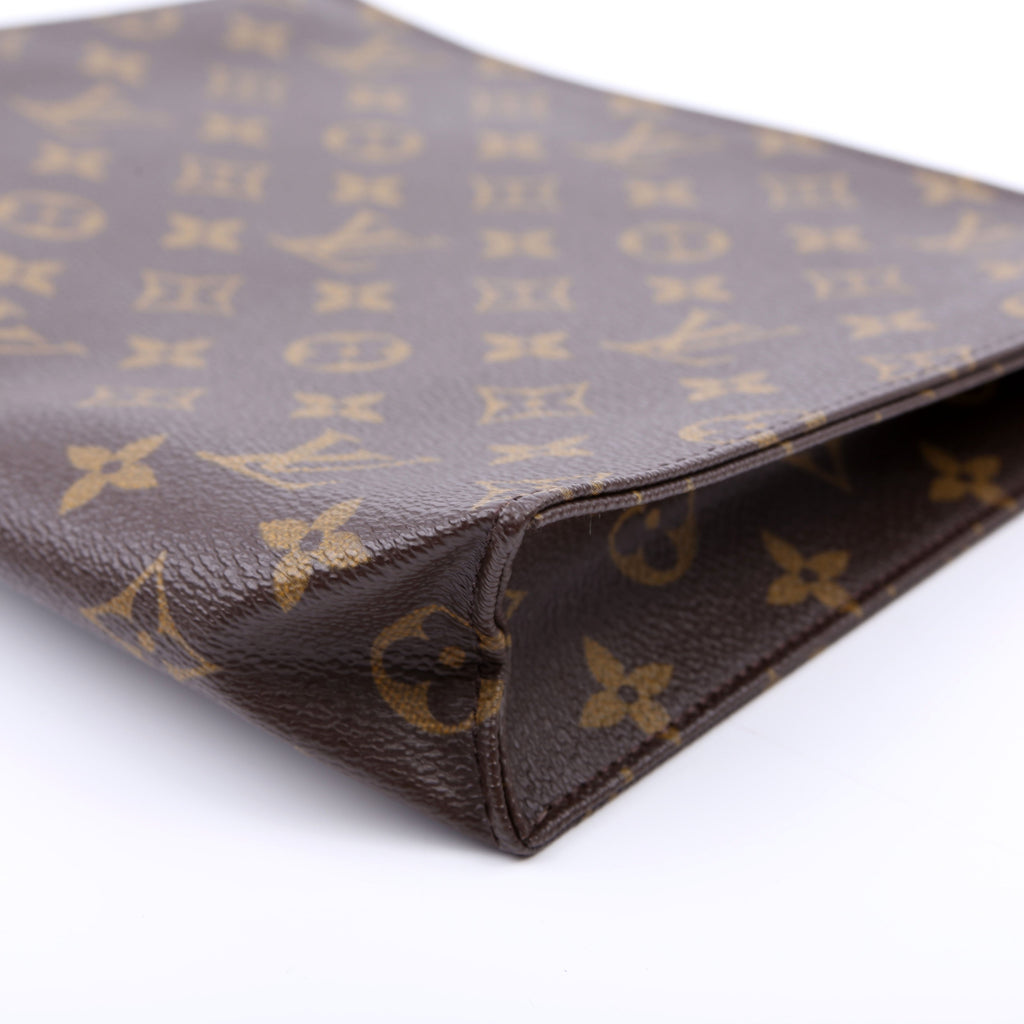 Louis Vuitton Toiletry Pouch 26 Newer Monogram