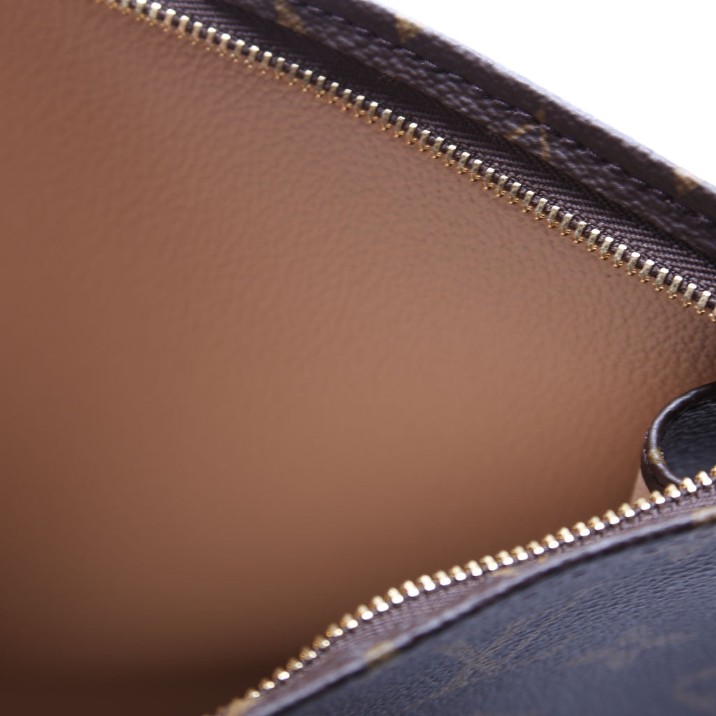 Louis Vuitton Toiletry Pouch 26 Newer Monogram