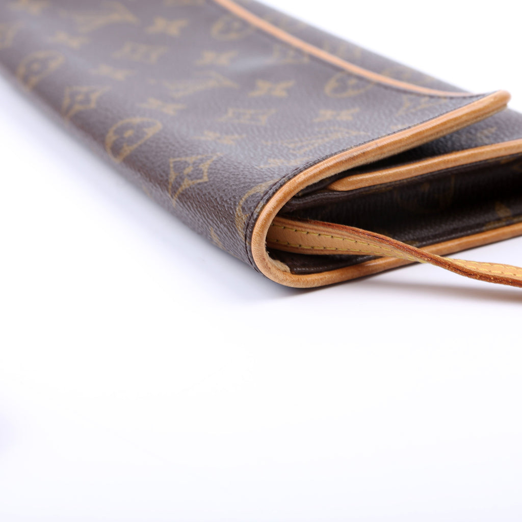 Louis Vuitton Pochette Twin GM Monogram