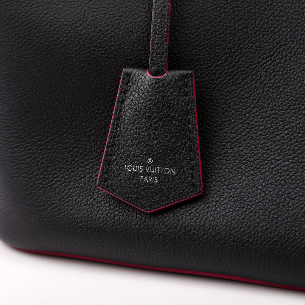 Louis Vuitton Lockme Bucket Bag Black/Pink