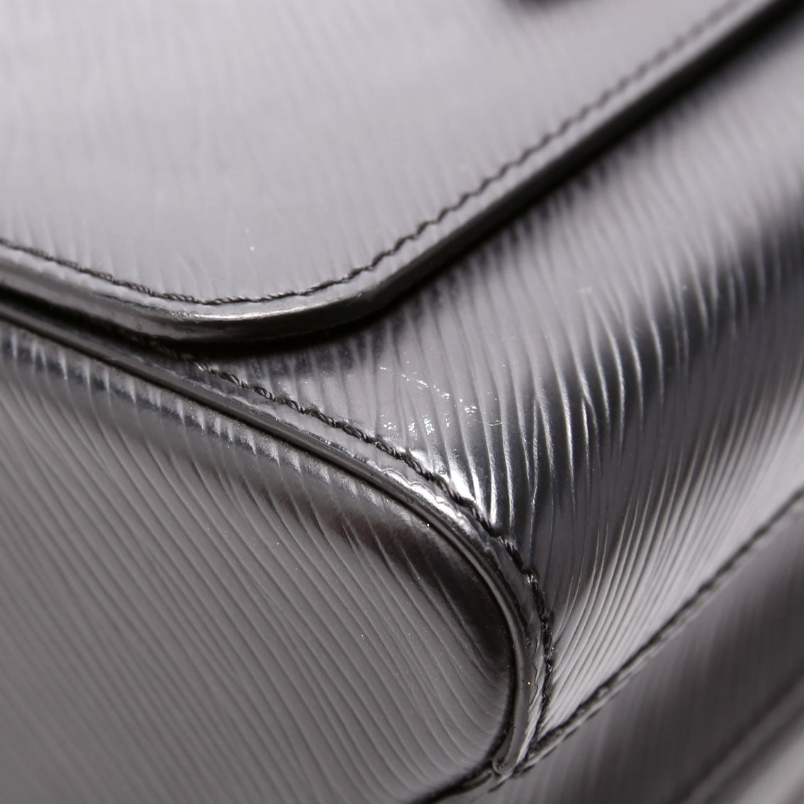 Louis Vuitton Twist MM Epi Black