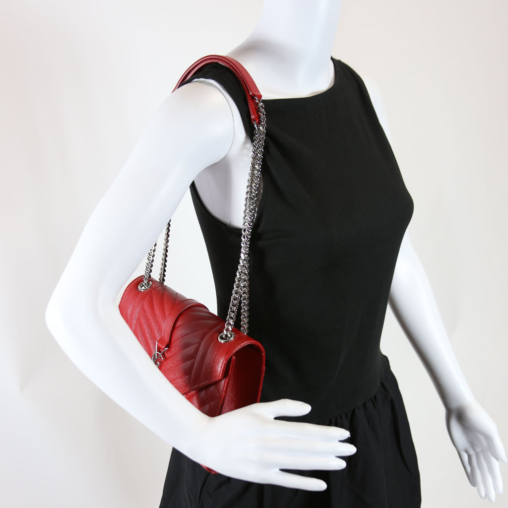 Saint Laurent Envelope Medium Tri-Quilt 600185/487206 Red