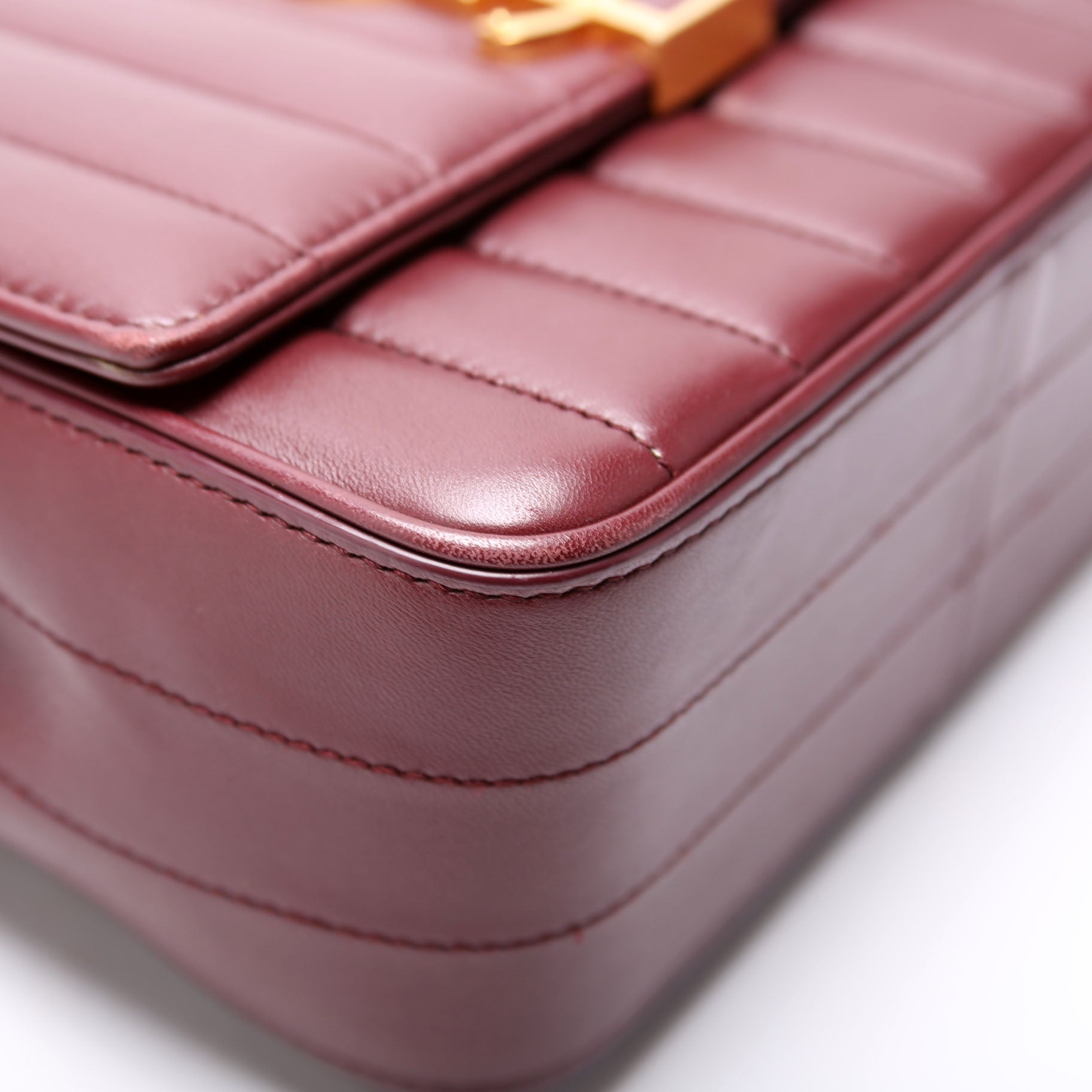 Saint Laurent Vicky Chain Medium 532612 Burgundy/Gold