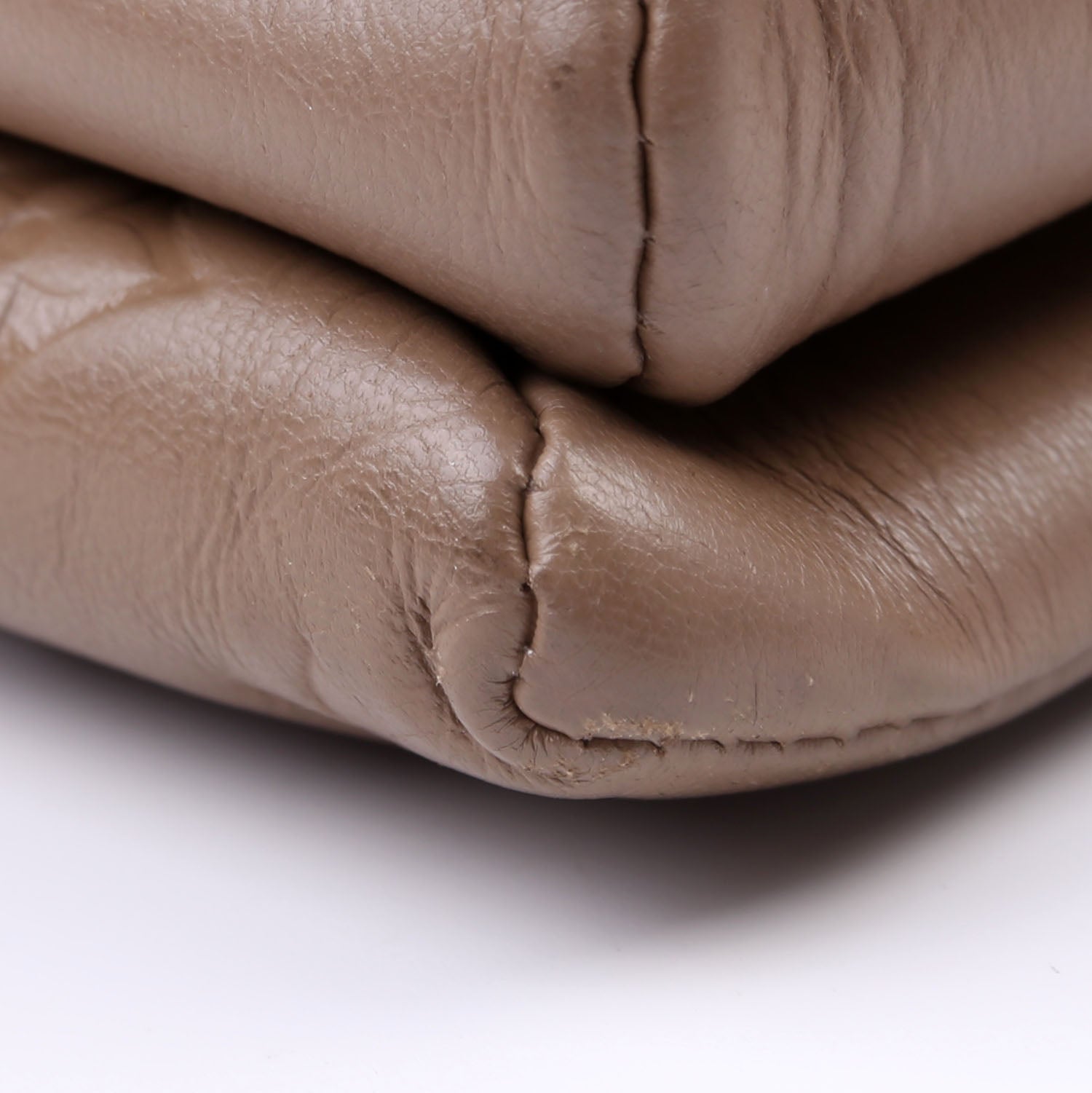 Louis Vuitton Coussin MM Lambskin Taupe