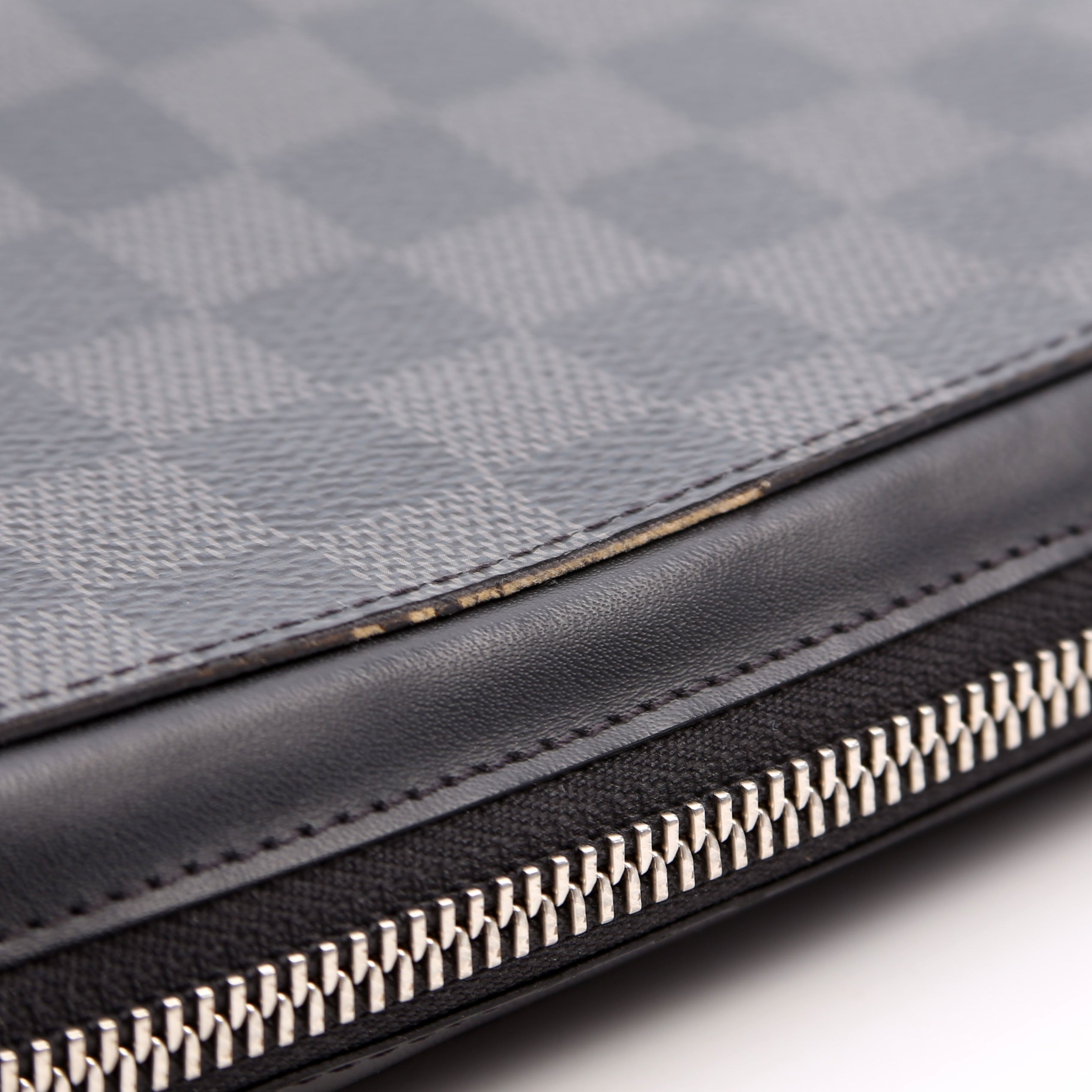 Louis Vuitton Zippy XL Damier Graphite