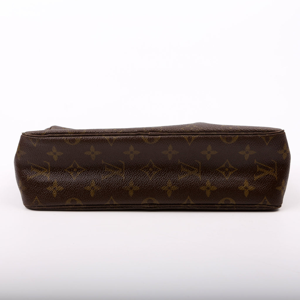 Louis Vuitton Trousse Toilette 28 Monogram