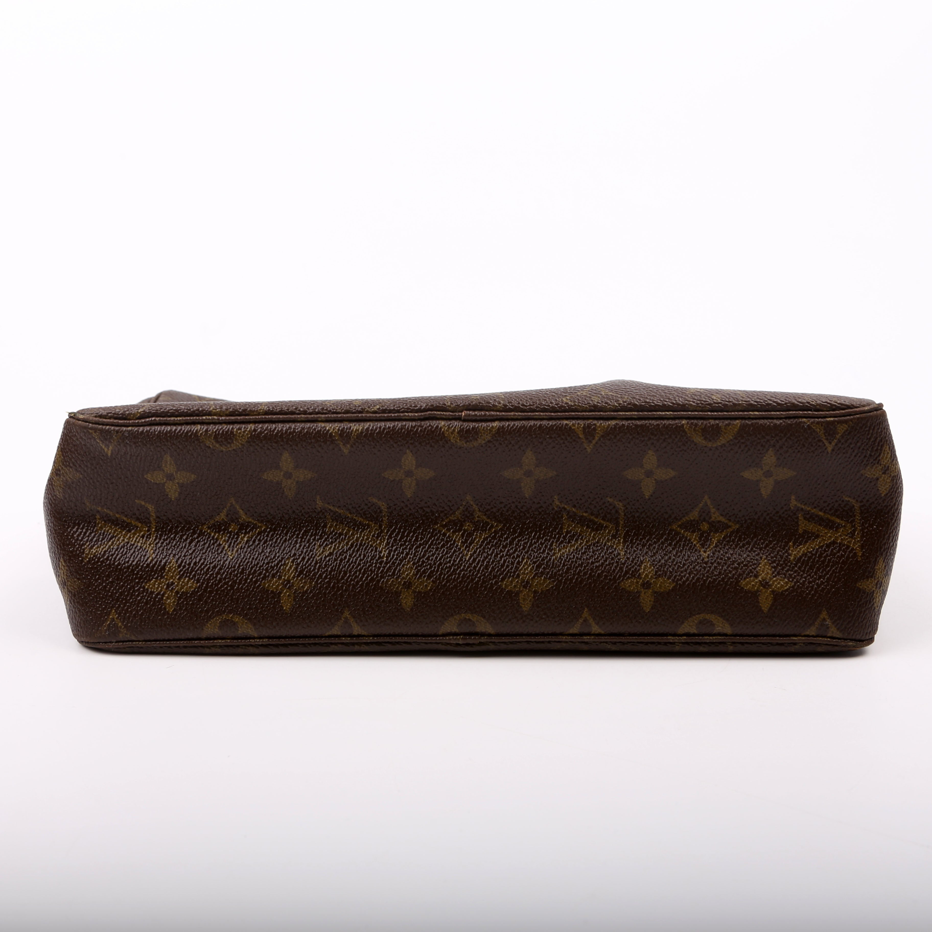 Louis Vuitton Trousse Toilette 28 Monogram
