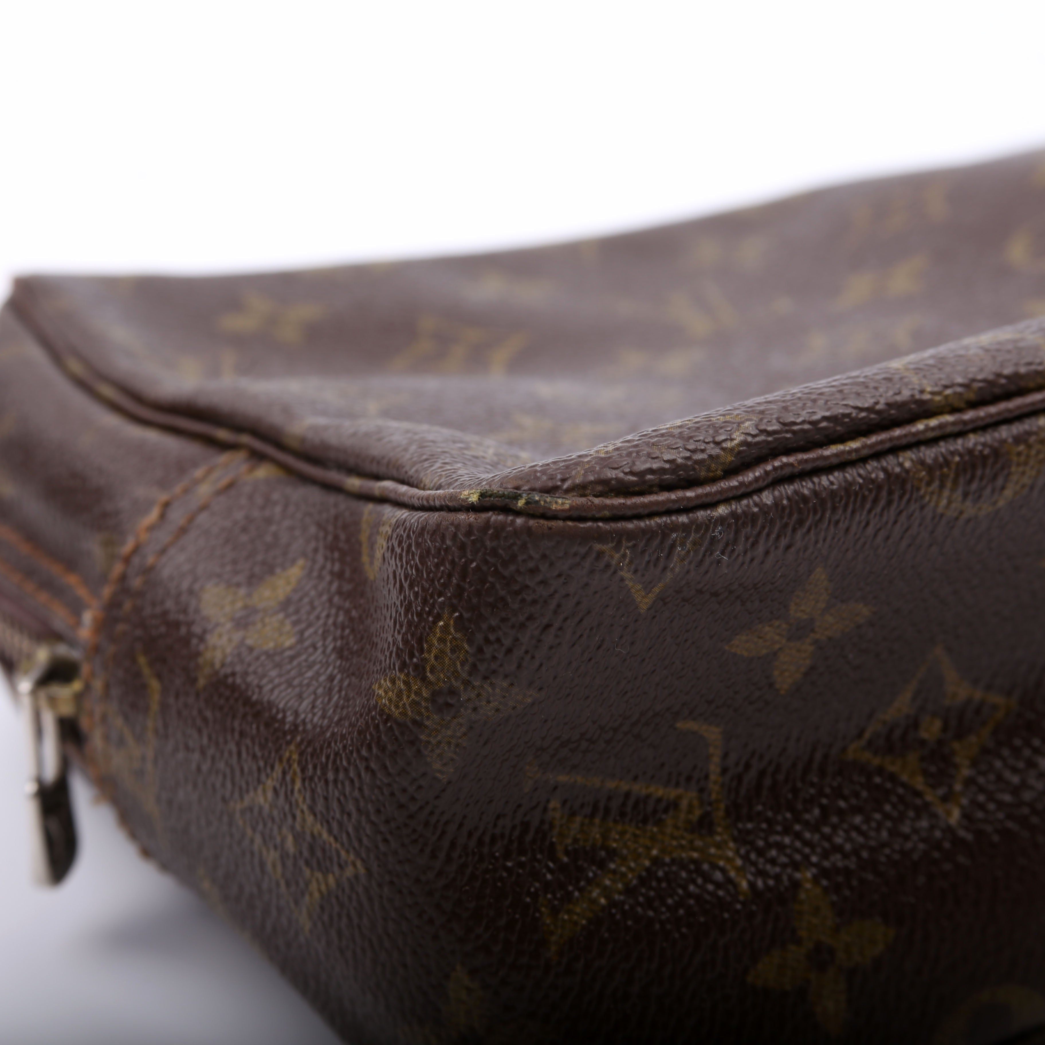 Louis Vuitton Trousse Toilette 28 Monogram