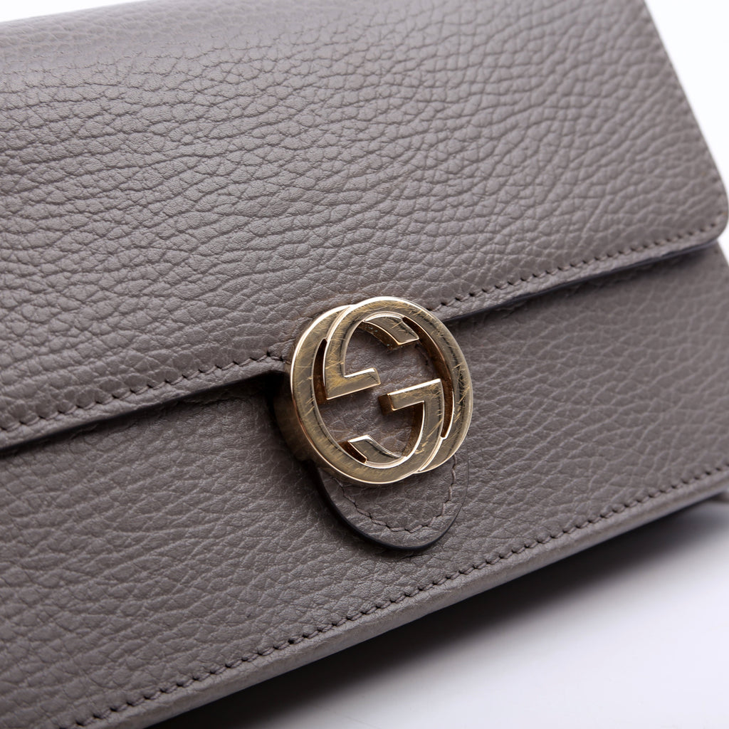 Gucci 510314 Interlocking G Chain Wallet Grey