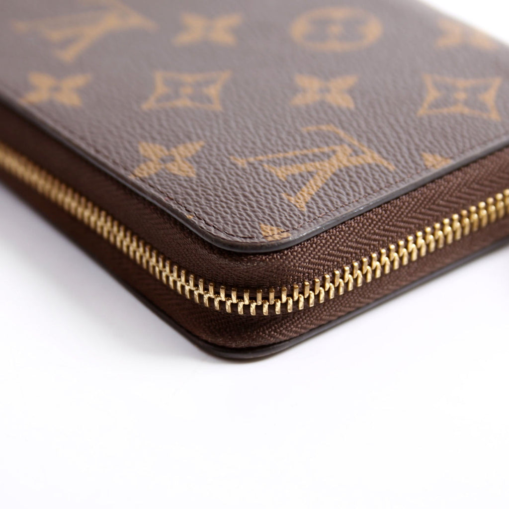 Louis Vuitton Zippy Wallet Monogram