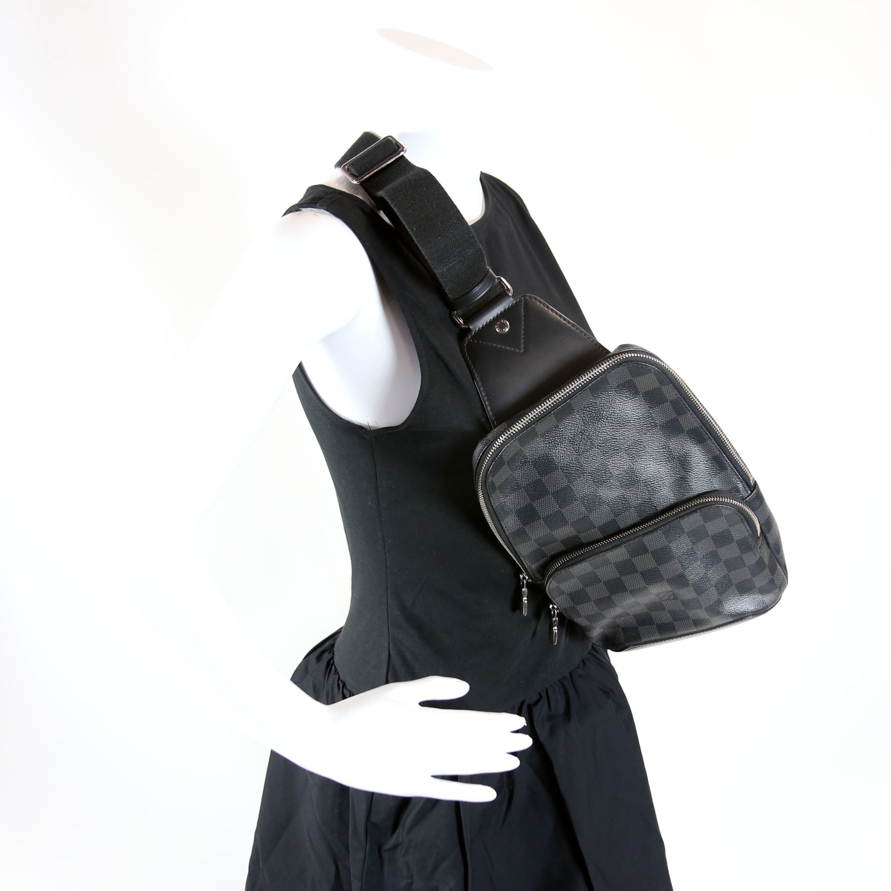 Louis Vuitton Avenue Sling Bag Damier Graphite