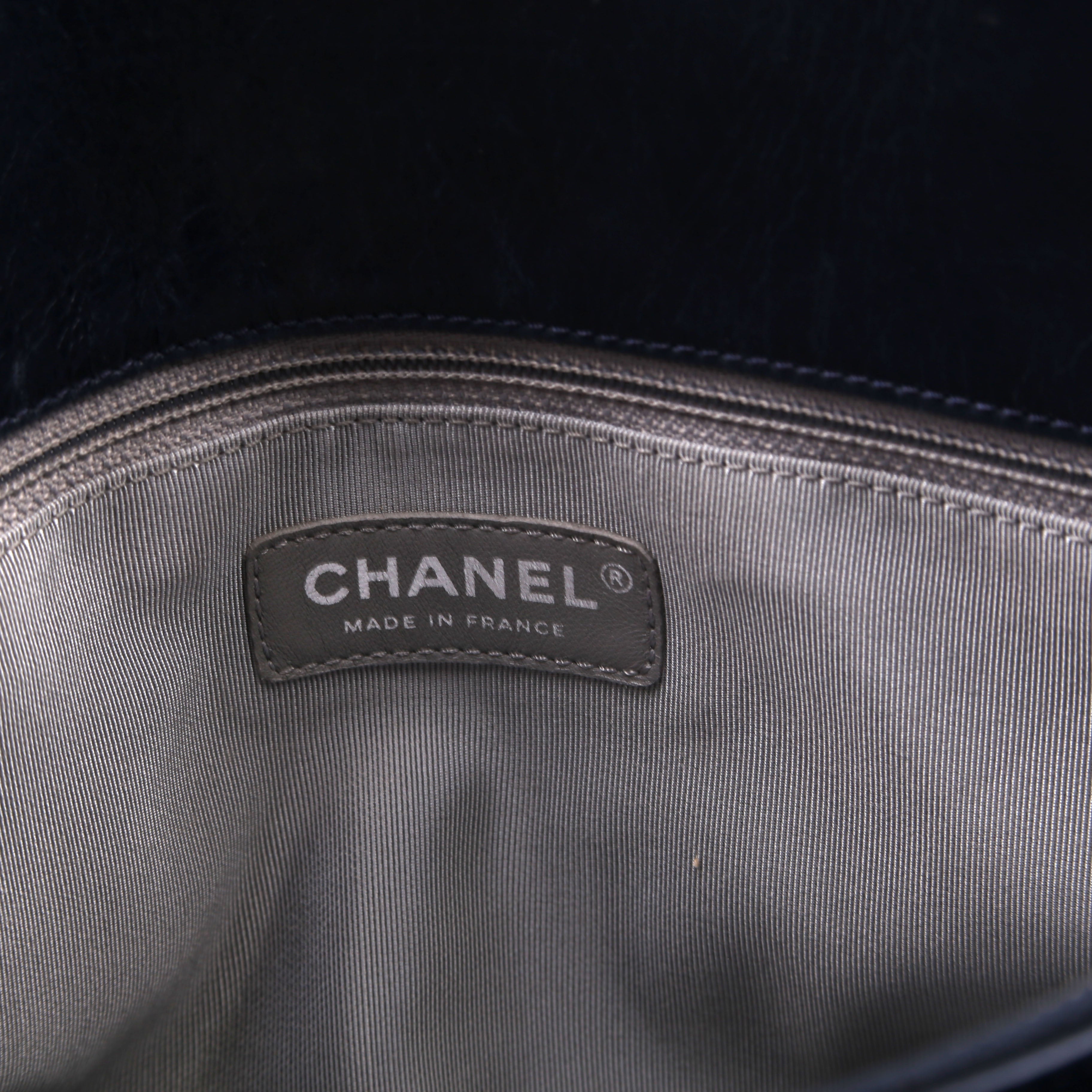 Chanel Vertical Quilt Tote 20M Navy