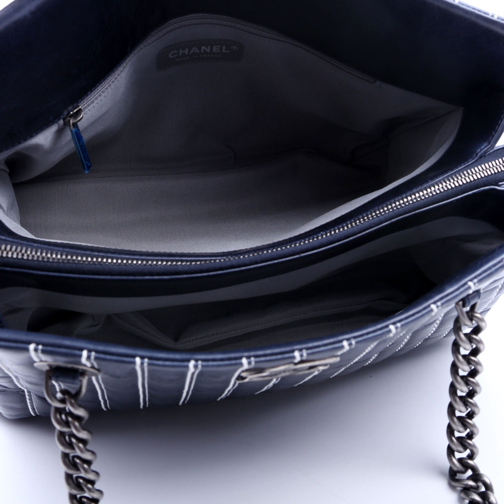 Chanel Vertical Quilt Tote 20M Navy
