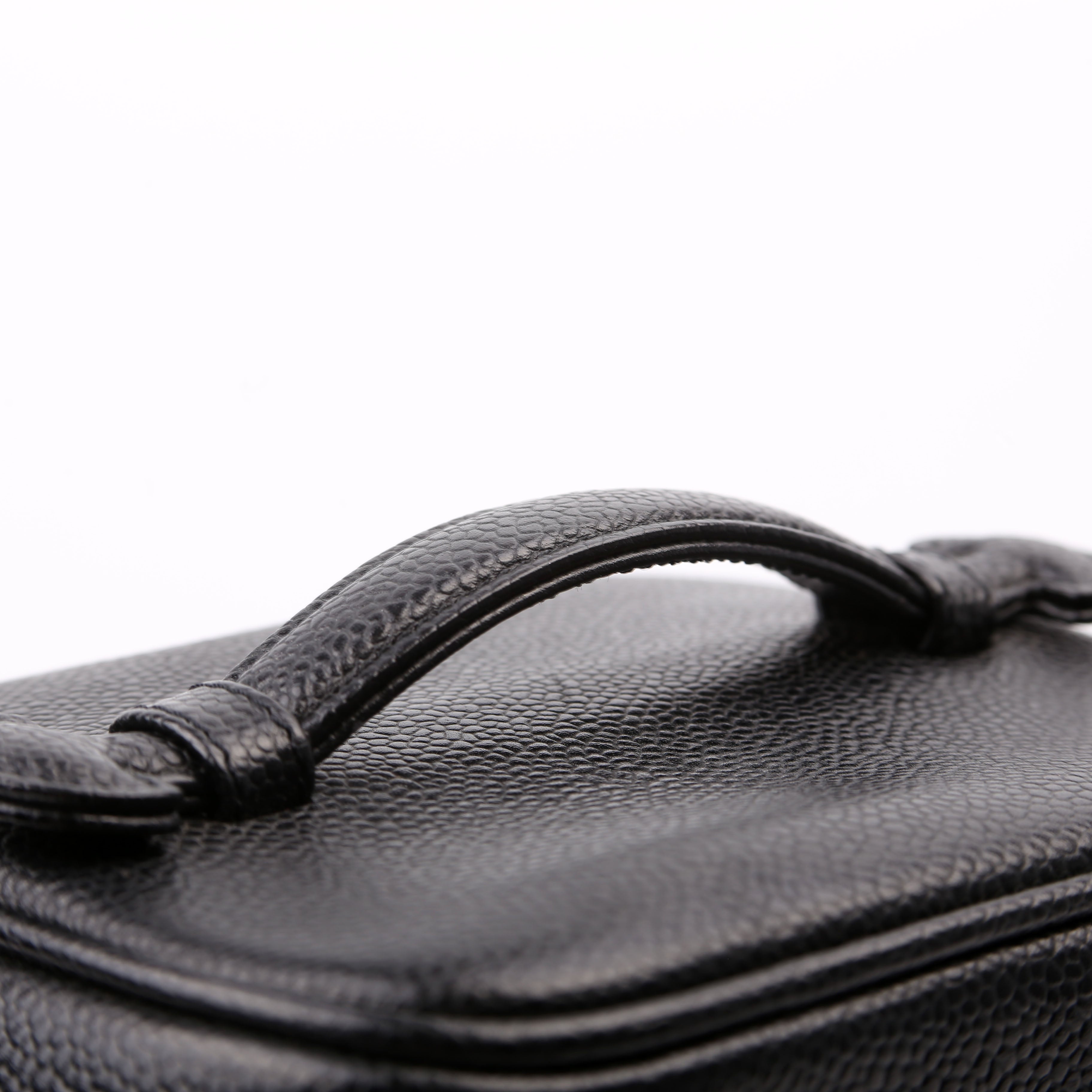 Chanel CC Vanity Case Small Caviar Leather 6M