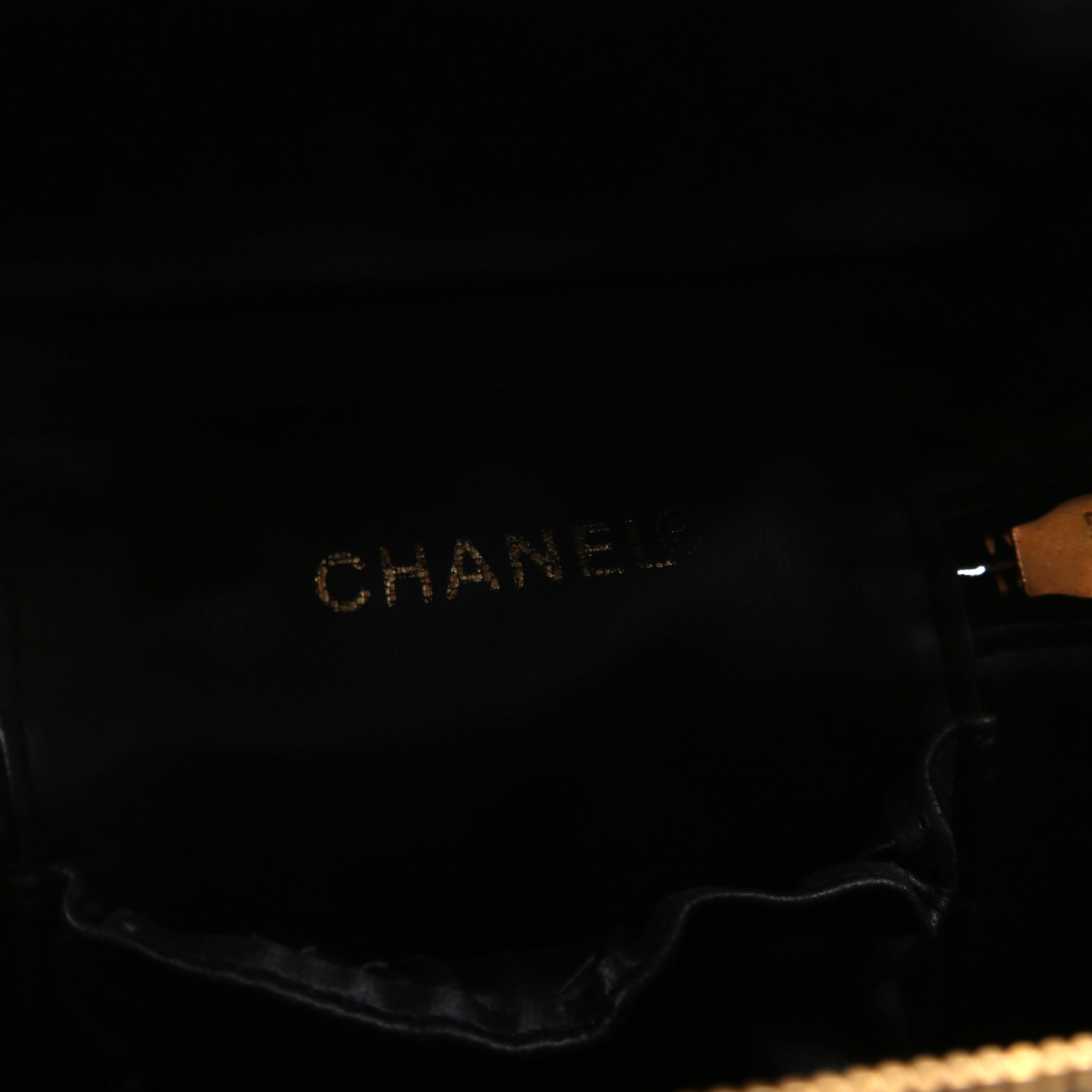 Chanel CC Vanity Case Small Caviar Leather 6M